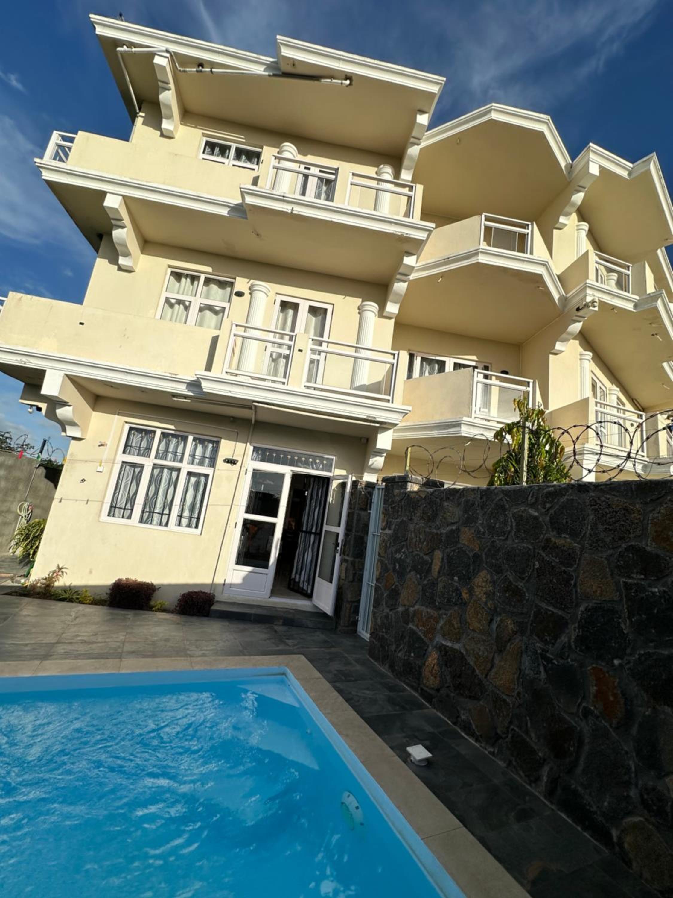 Eleganz Residence