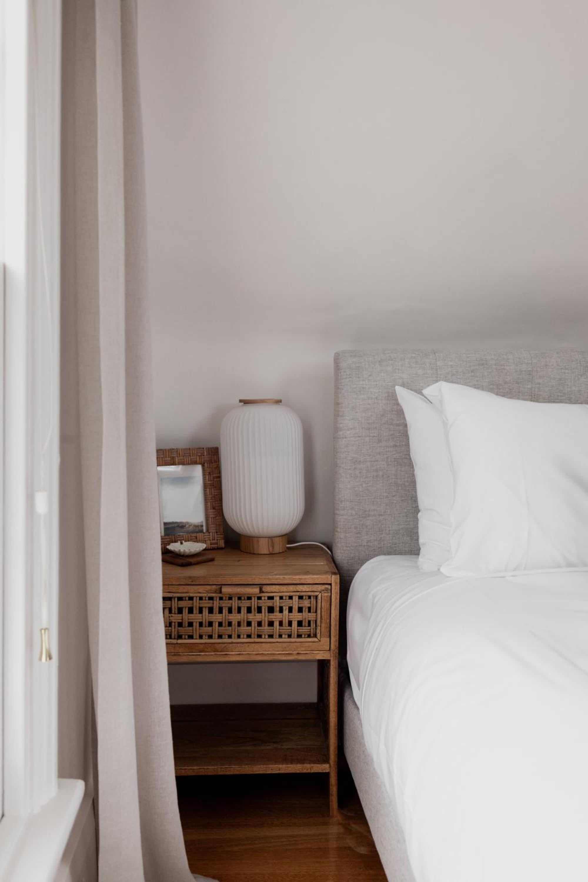 'Allambee=' Heritage cottage in trendy South Hobart