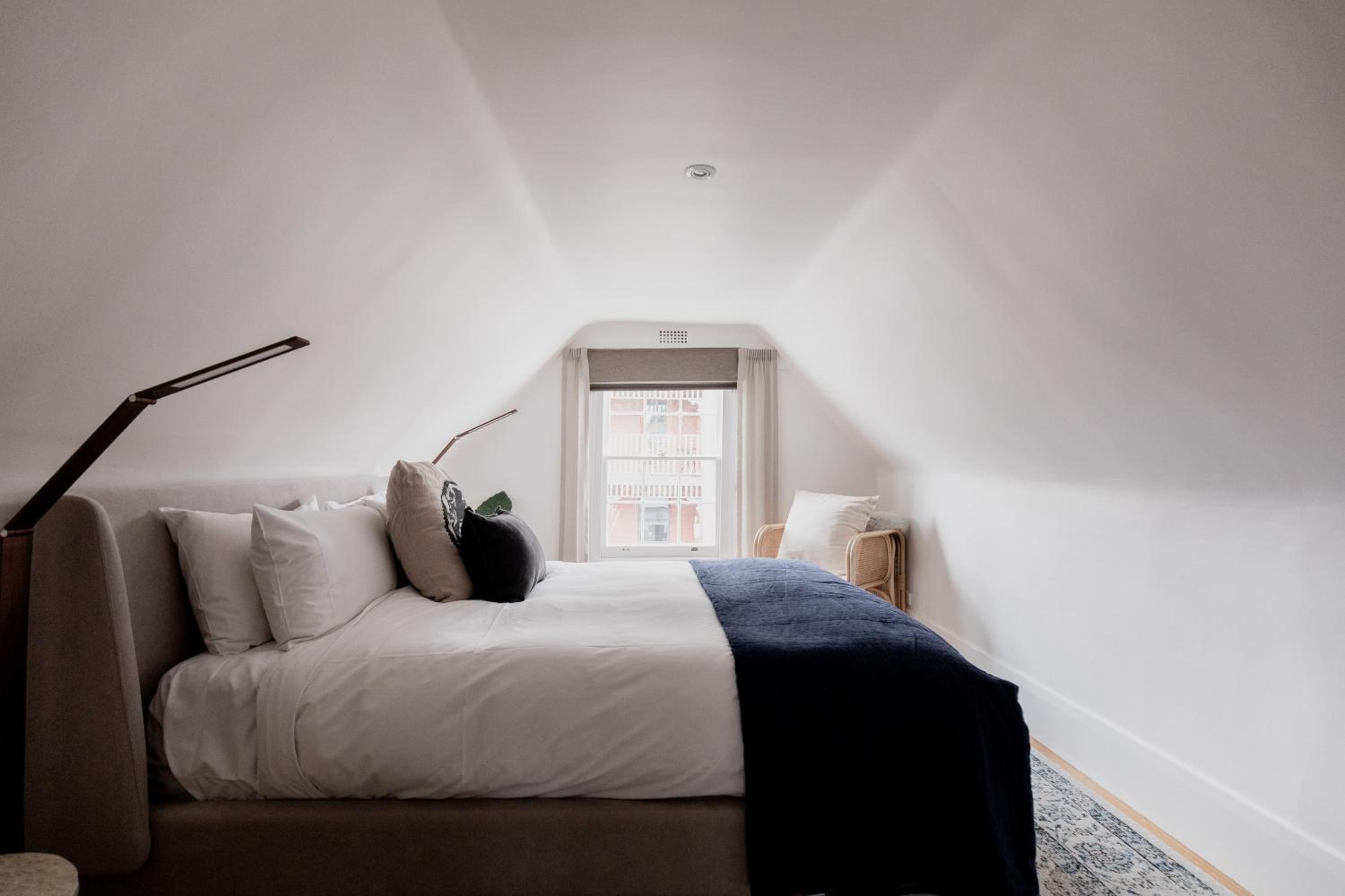 'Allambee=' Heritage cottage in trendy South Hobart