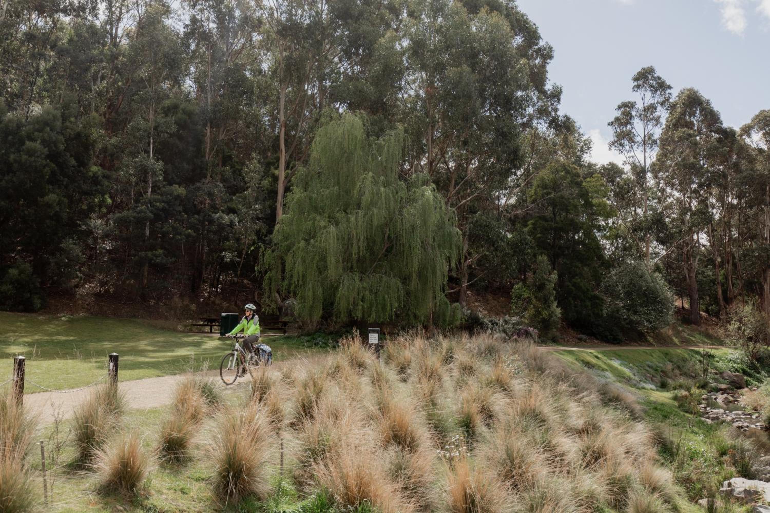 'Allambee=' Heritage cottage in trendy South Hobart