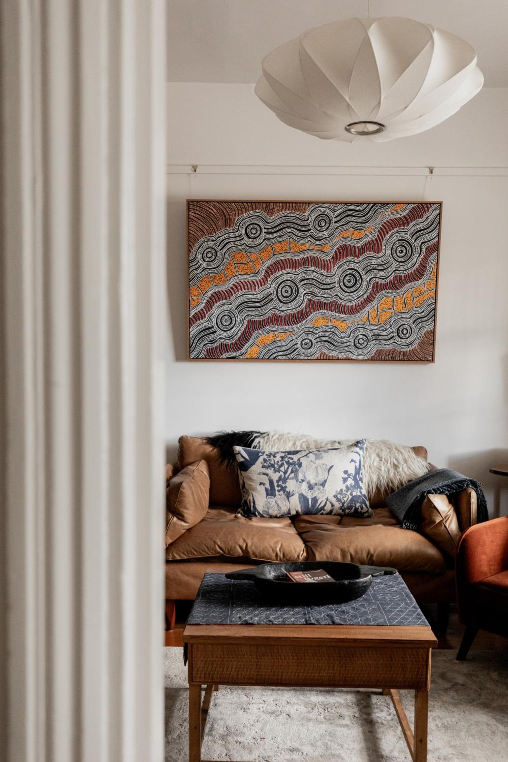 'Allambee=' Heritage cottage in trendy South Hobart