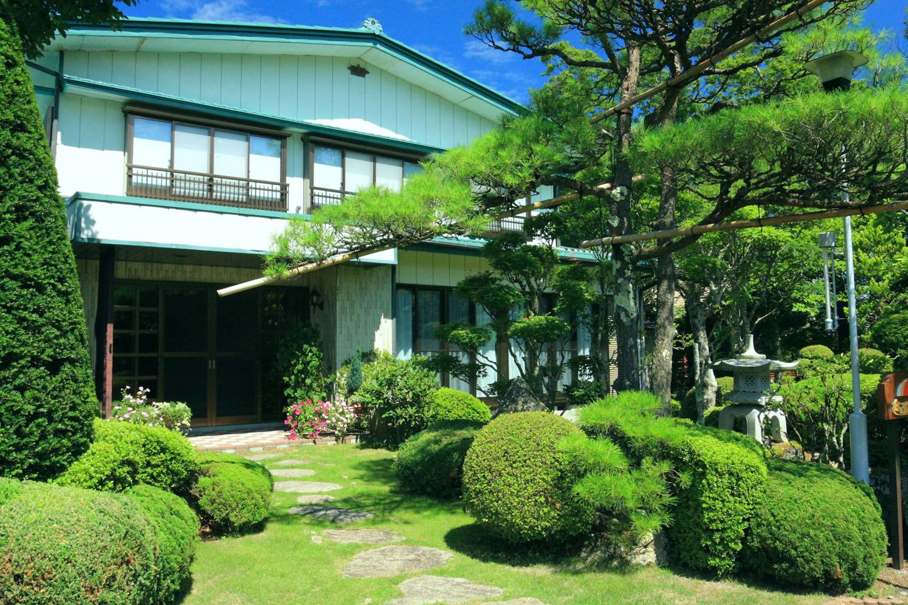 Yabukiso view 3