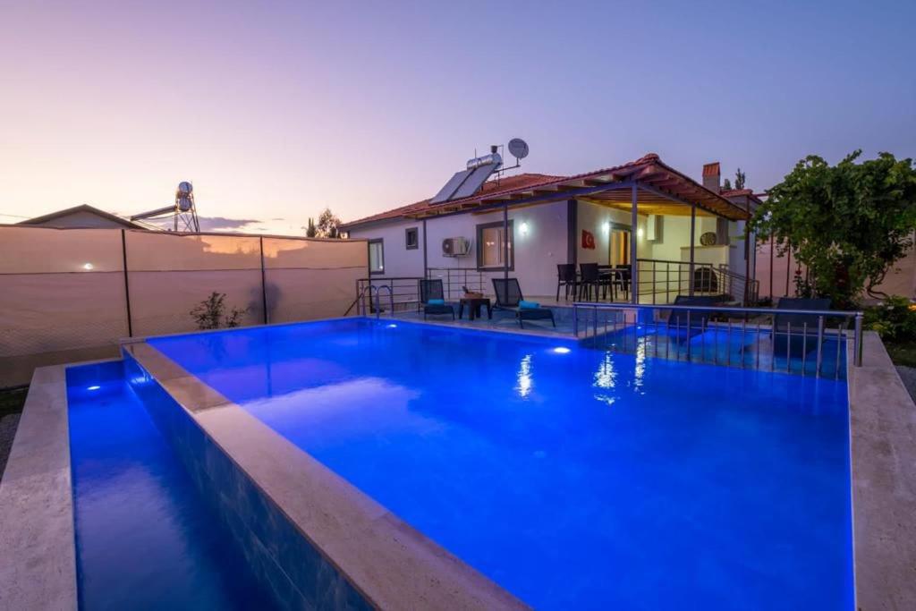 Villa Bahar Gülü