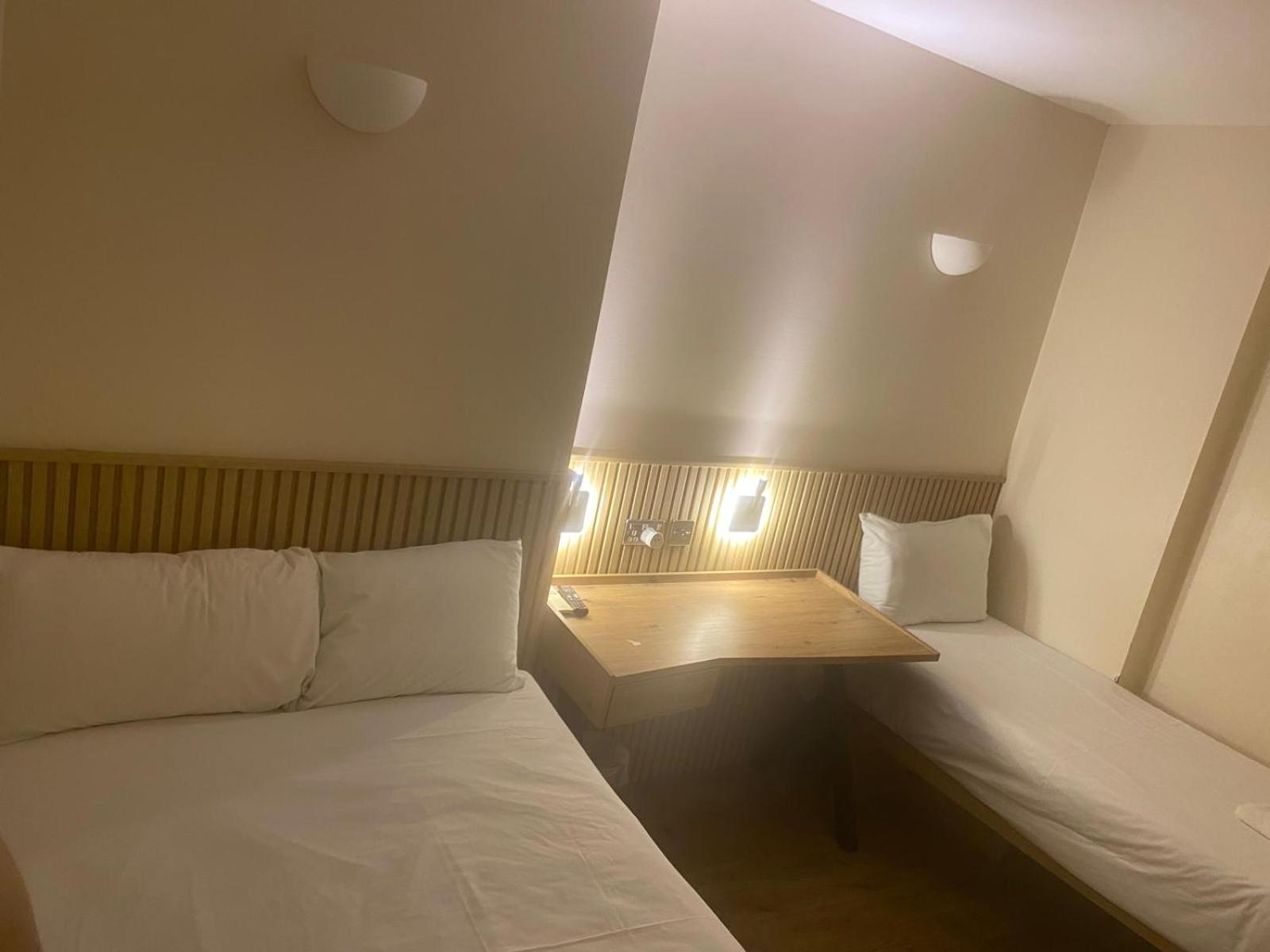 Exhibition Court Hotel 4 2