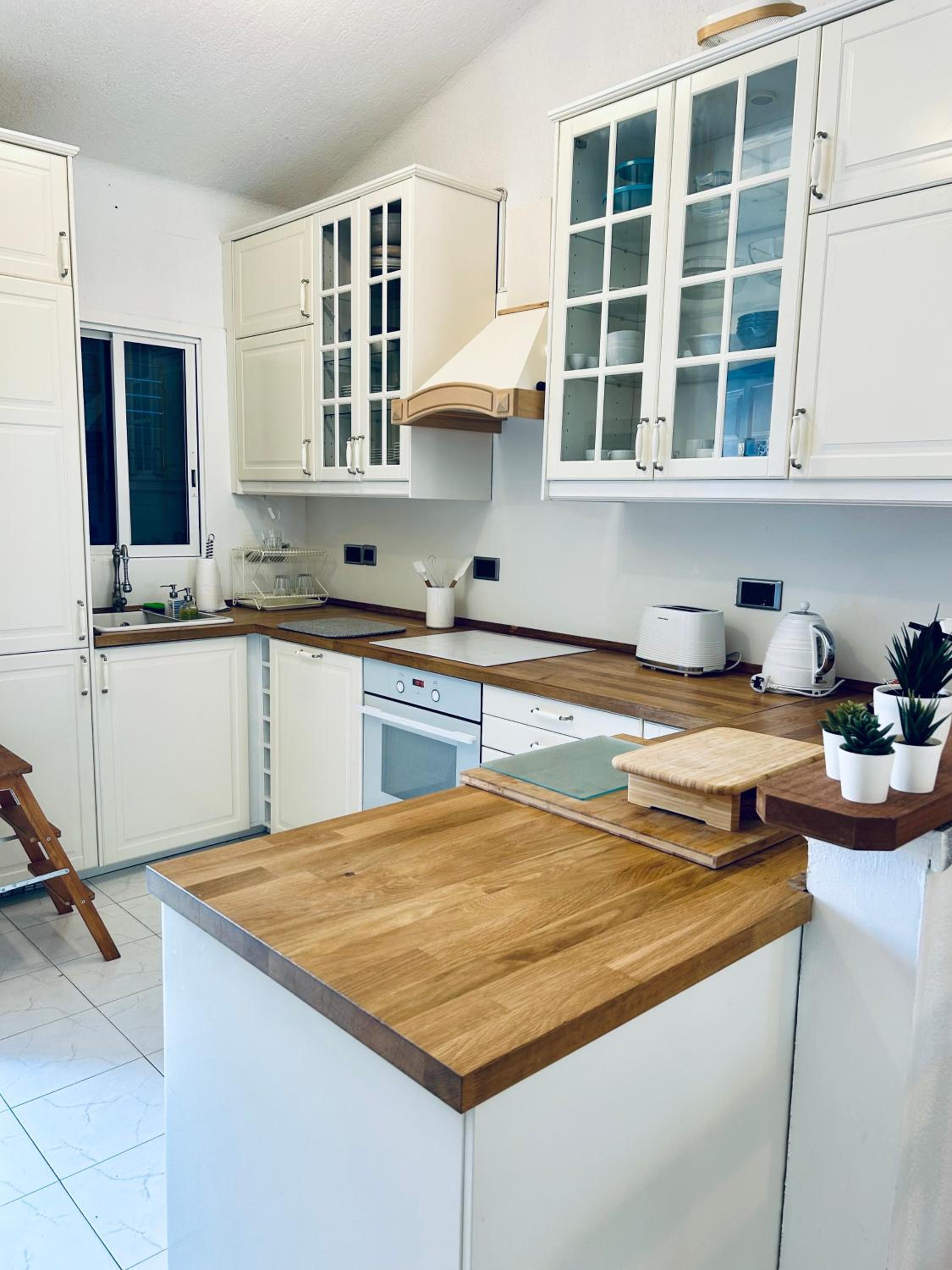 Mediterranean Sunset 2 bedroom bungalow with breathtaking sea views