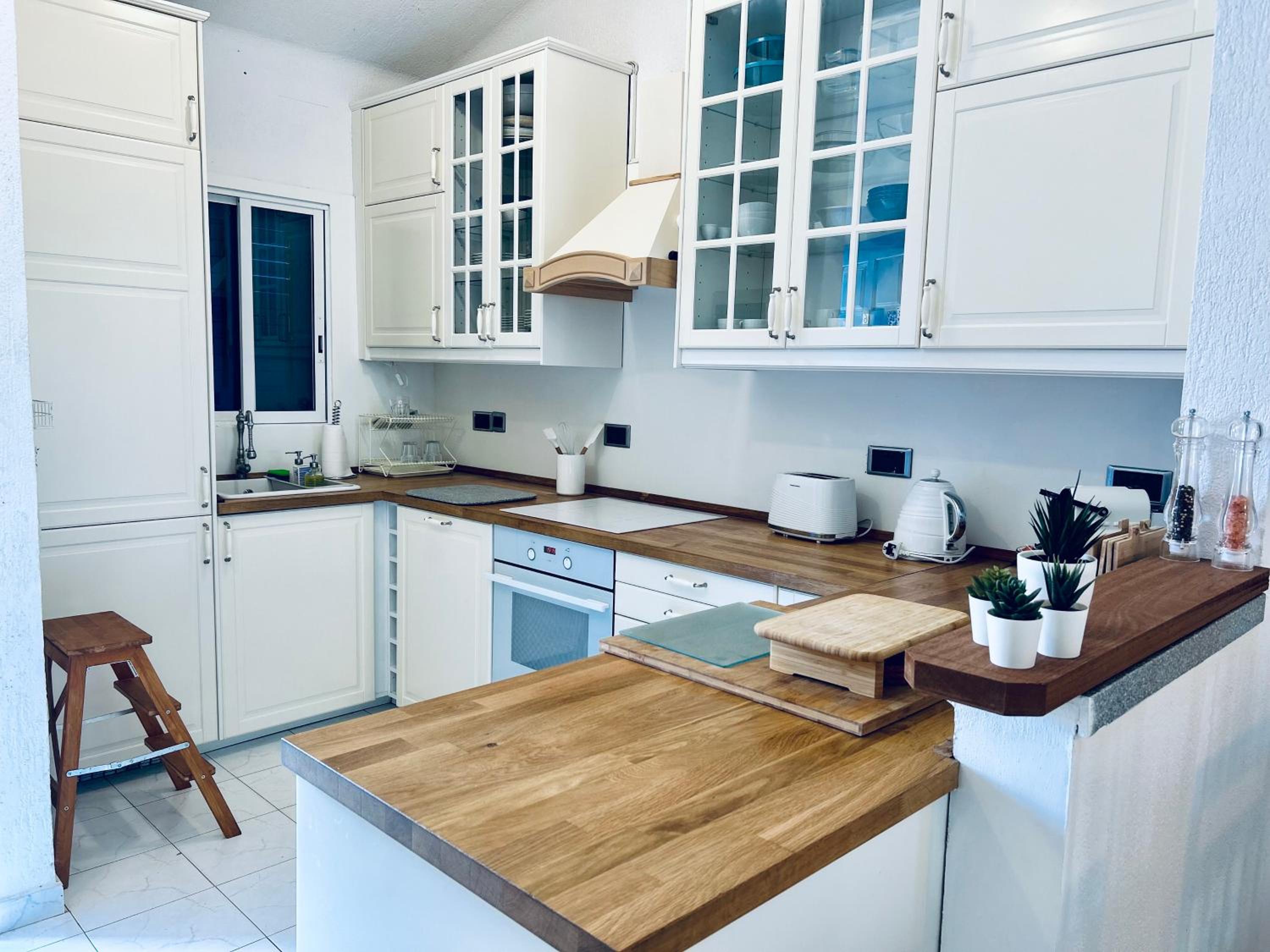 Mediterranean Sunset 2 bedroom bungalow with breathtaking sea views