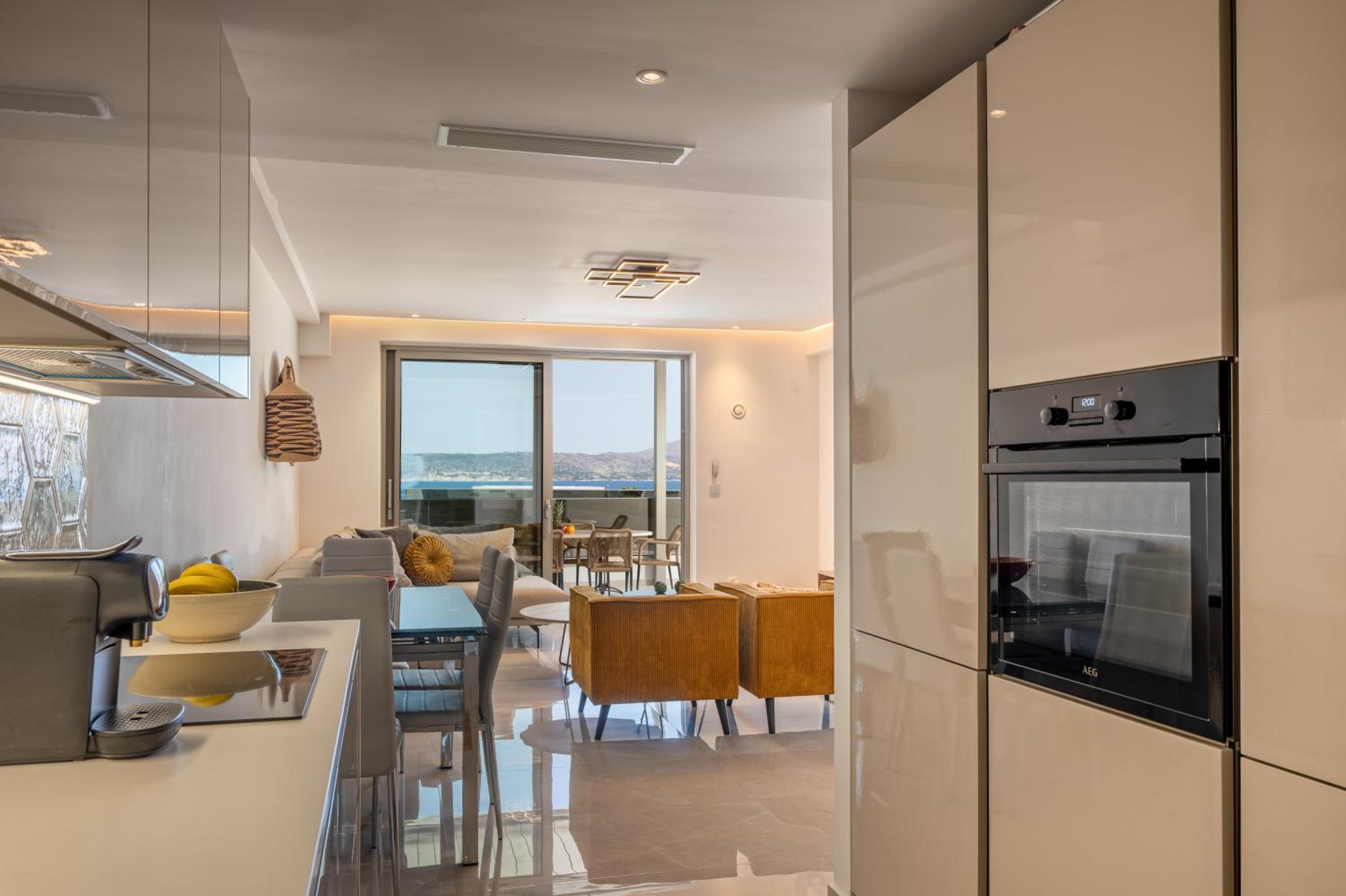 AmphiMatrion Luxury Residence