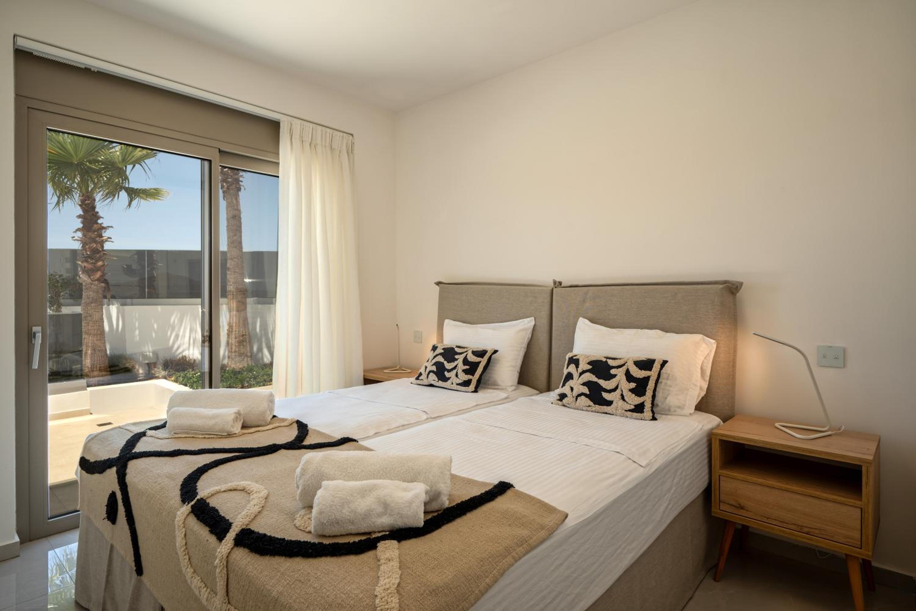AmphiMatrion Luxury Residence