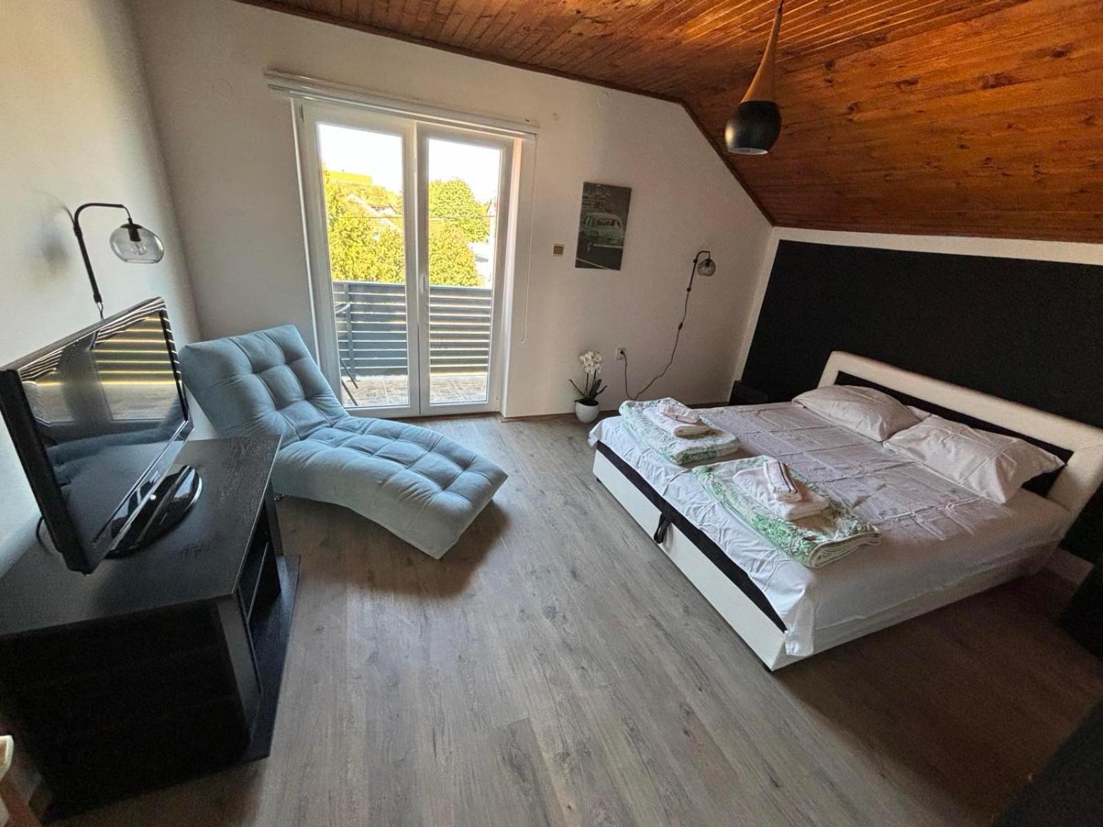 Apartmani Jelena