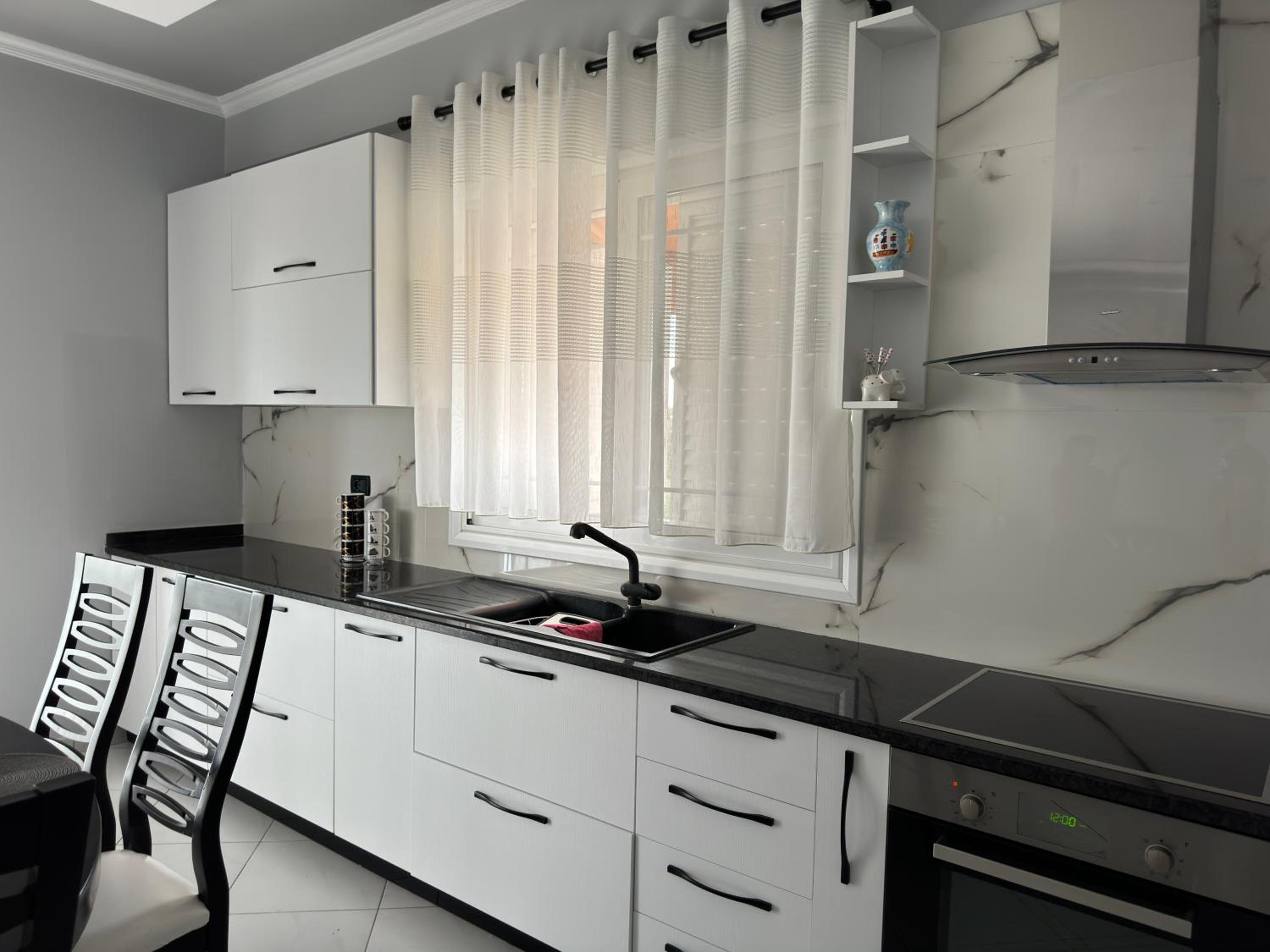 Nadi Penthouse with sea view