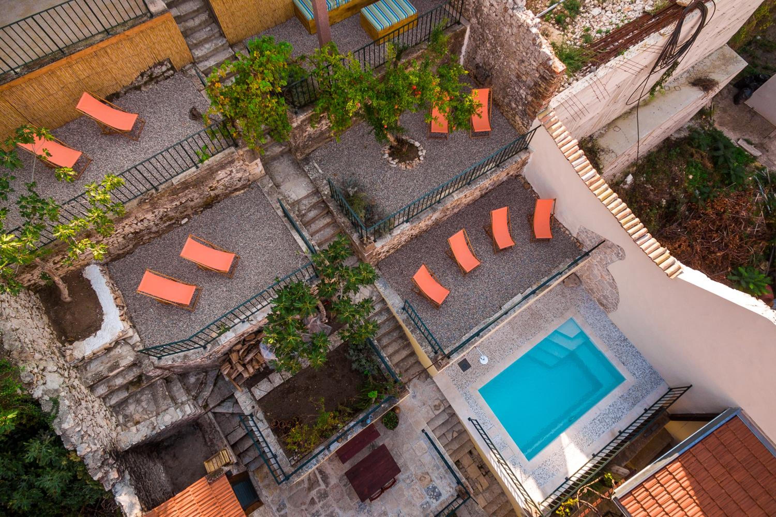 Large Apartment in Stone Villa with River View view 2