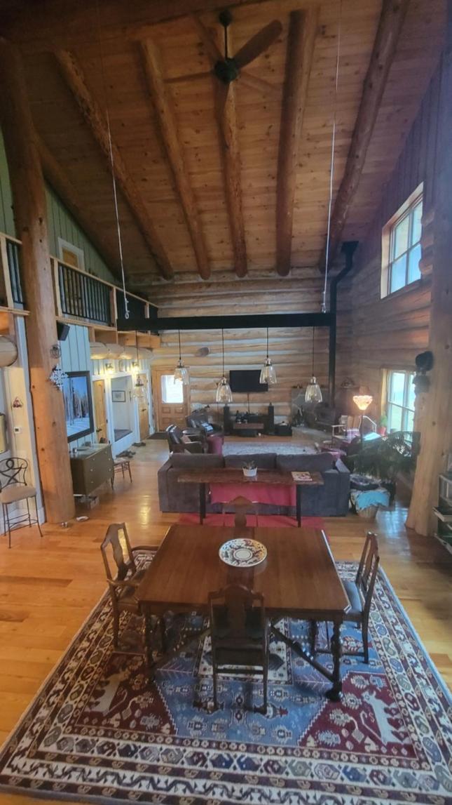 Firefly Creek Lodge