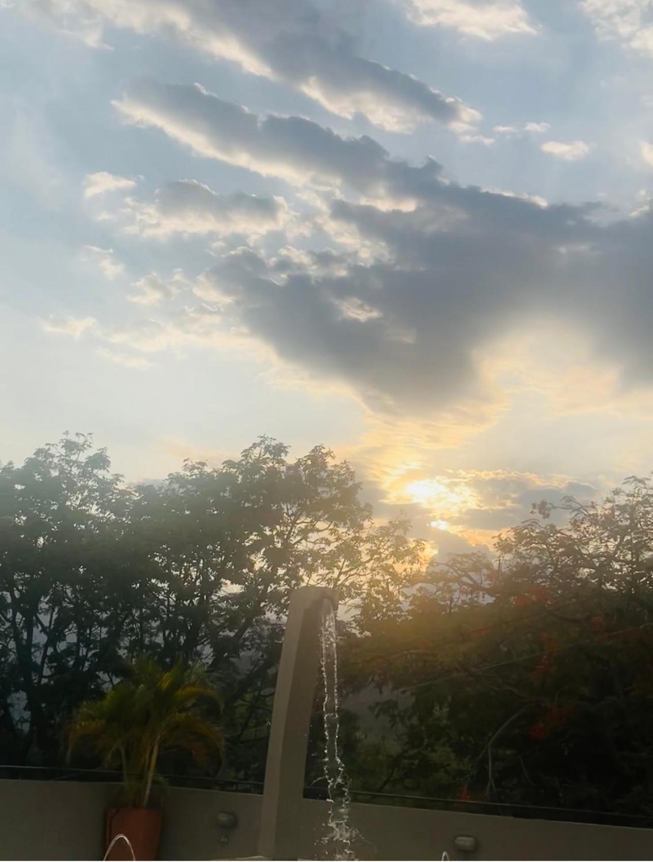 ¡Vista Increíble Apartamento Tamarindo!