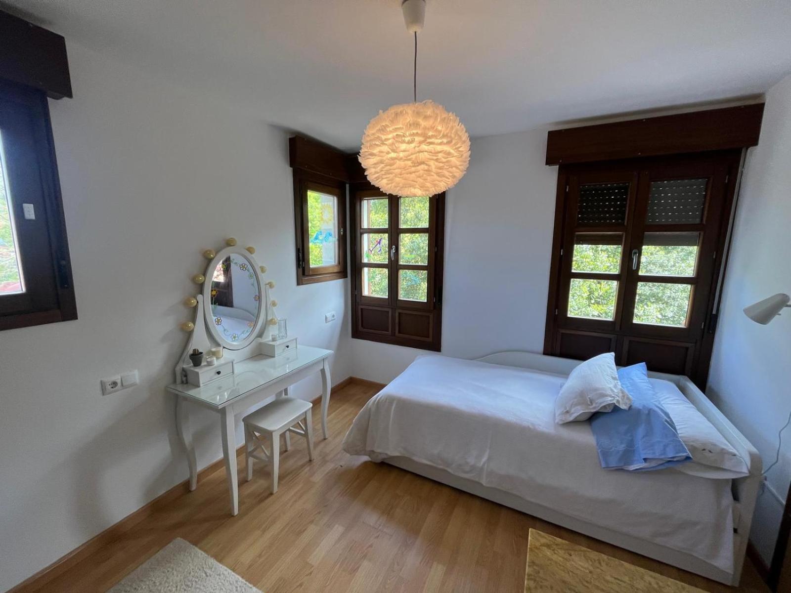 Casa con jardín cerca de las playas de llanes