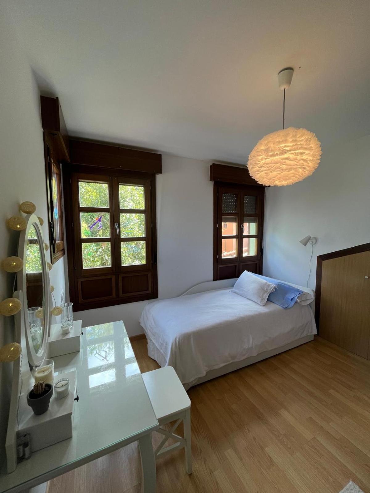 Casa con jardín cerca de las playas de llanes