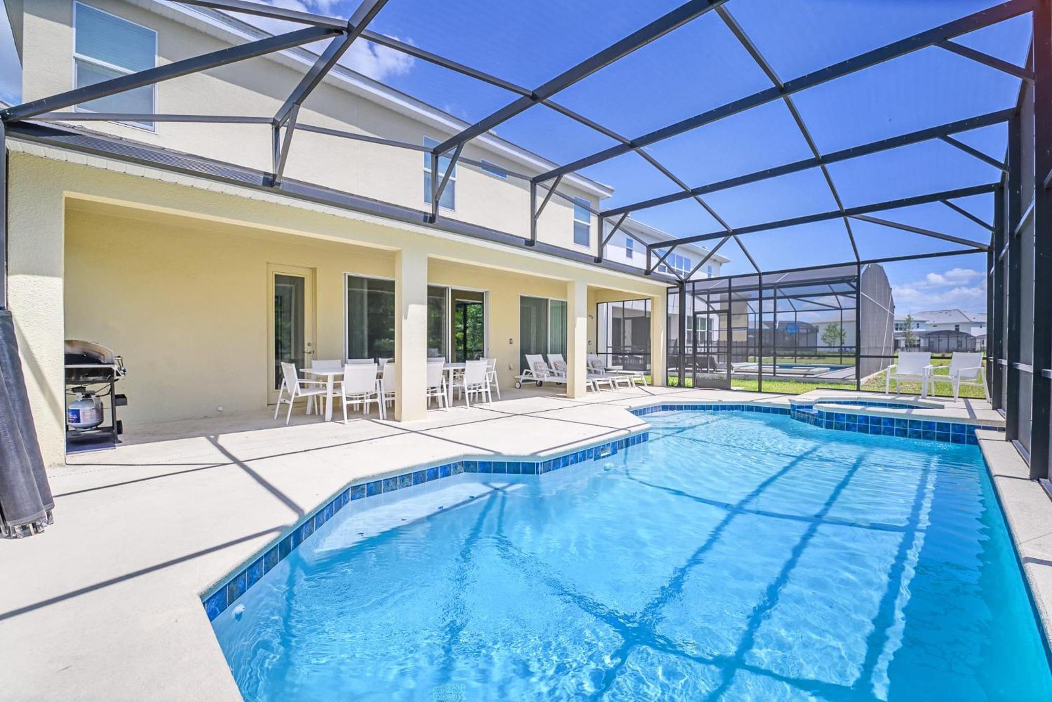 Upstay 9BR Disney Retreat w Pool, BBQ & Hot Tub