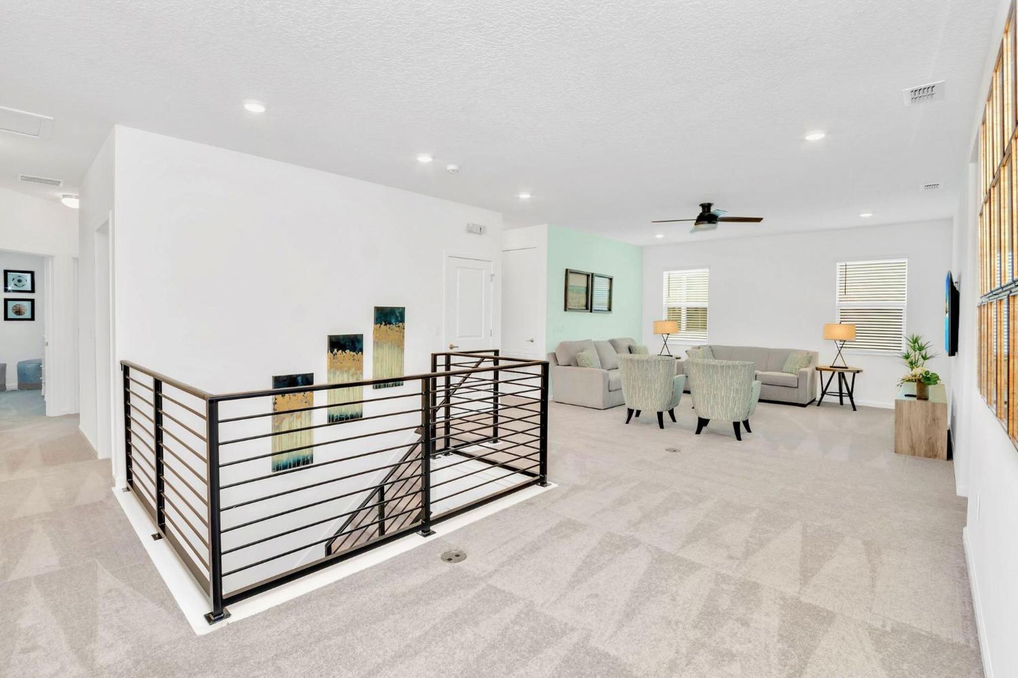 Upstay 9BR Disney Retreat w Pool, BBQ & Hot Tub