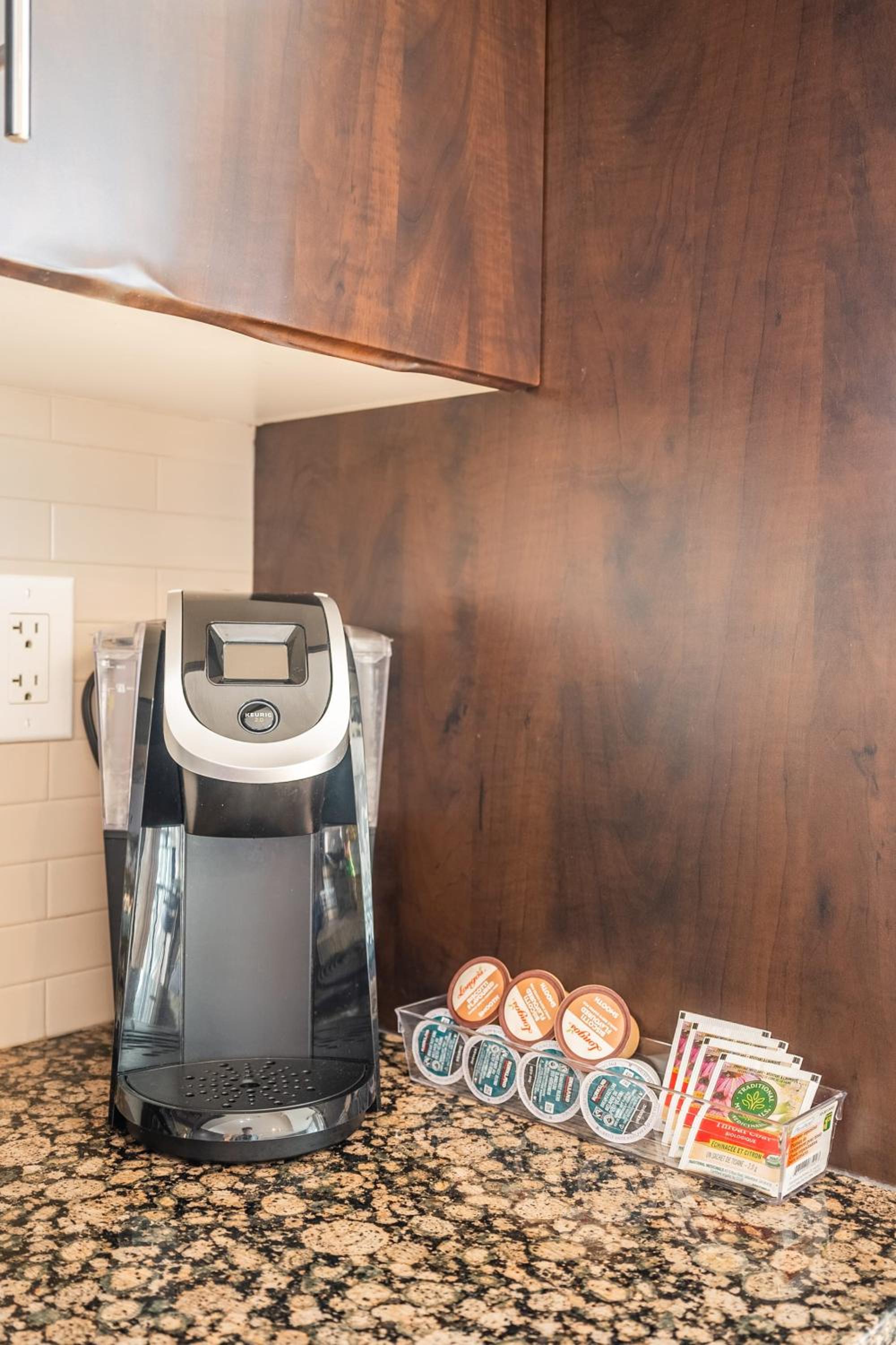 1BR Luxury Condo - Downtown Toronto