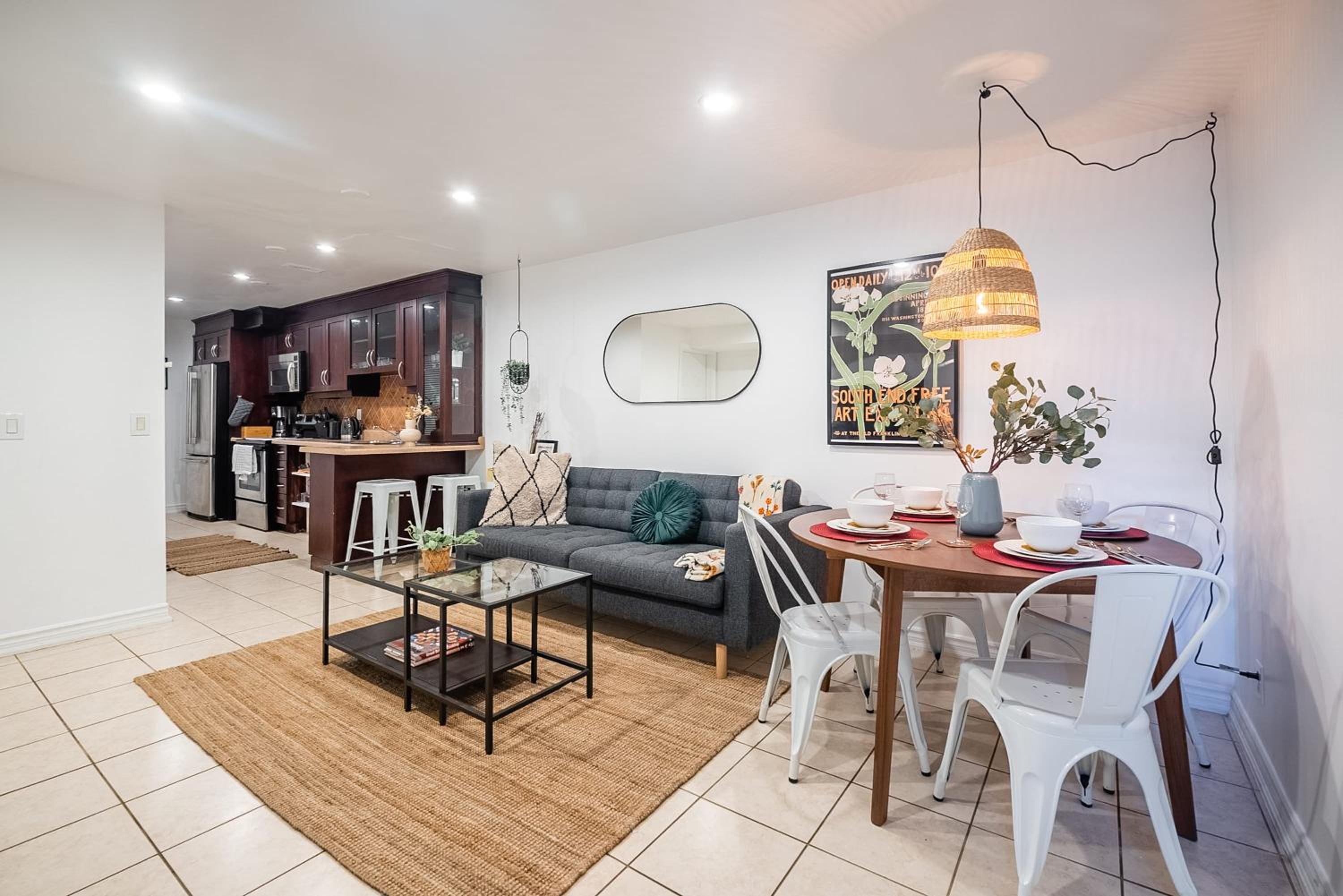 Basement Suite with Private Patio in Davenport