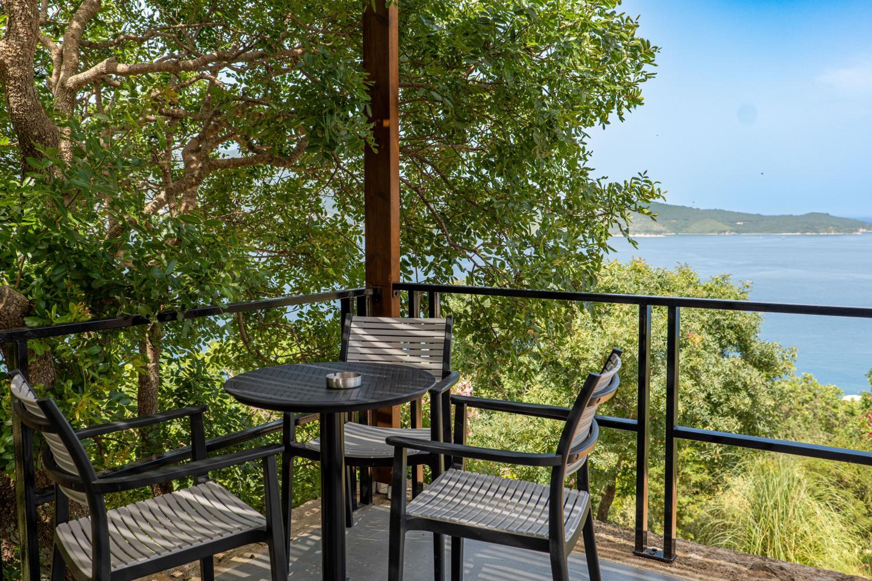Arameras Beach Resort
