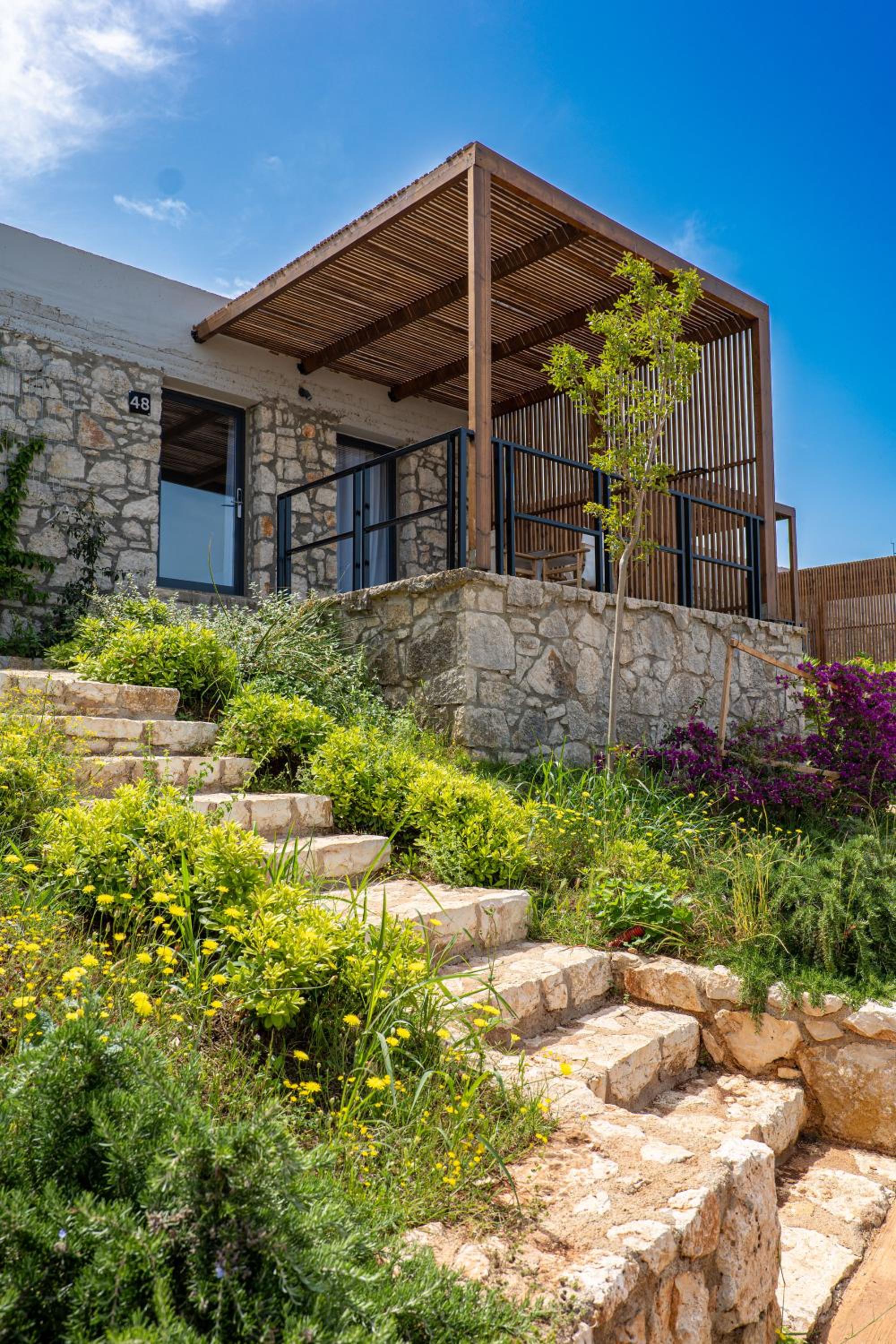 Arameras Beach Resort