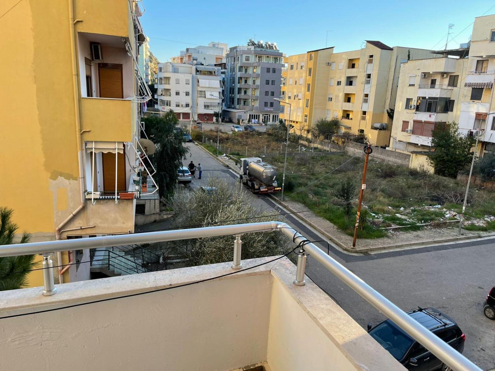 Apartament me qera ditore 2+1