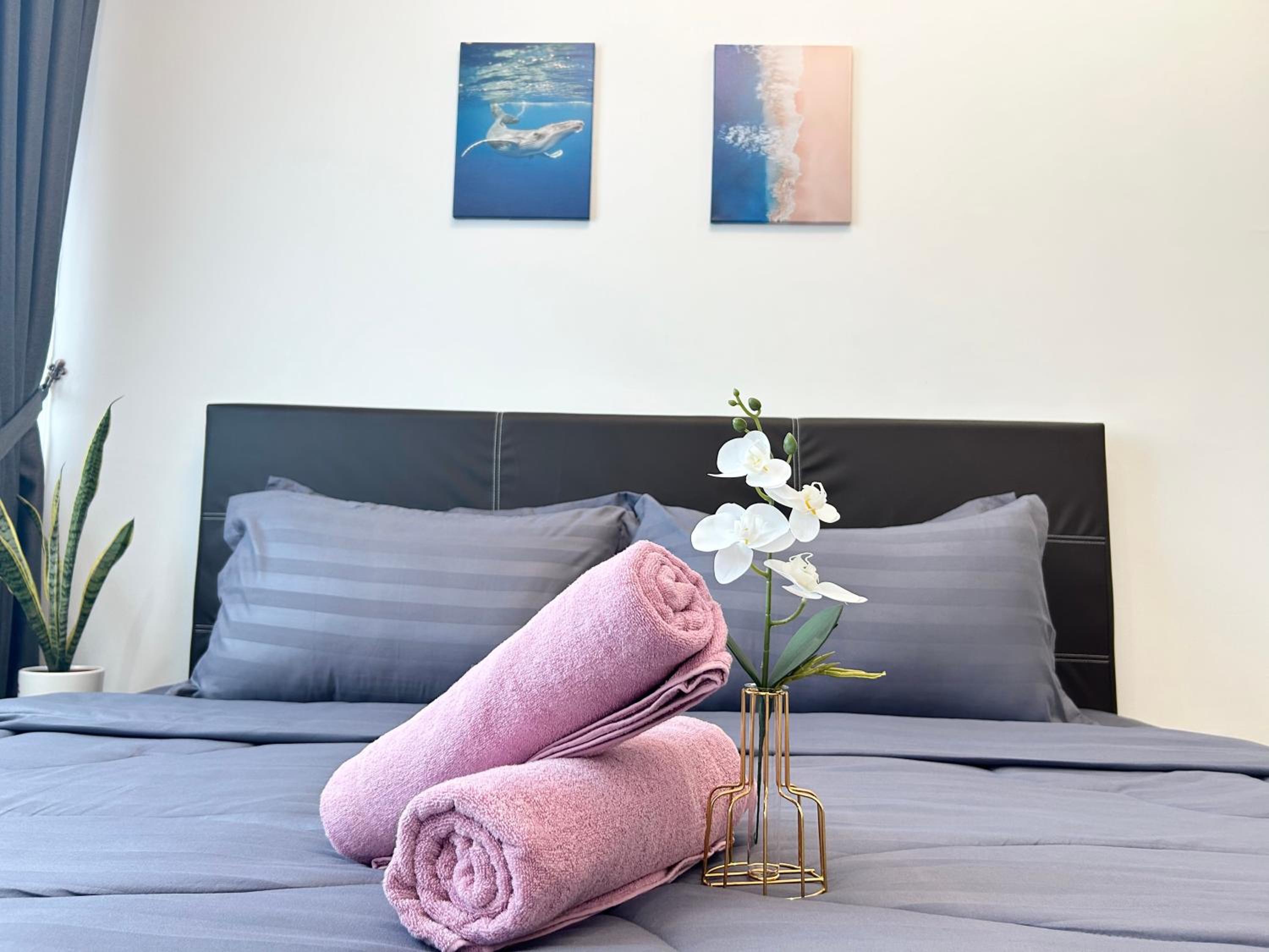 Hanns&KingBed&Wifi&Pool& Comfort Stay5 view 2