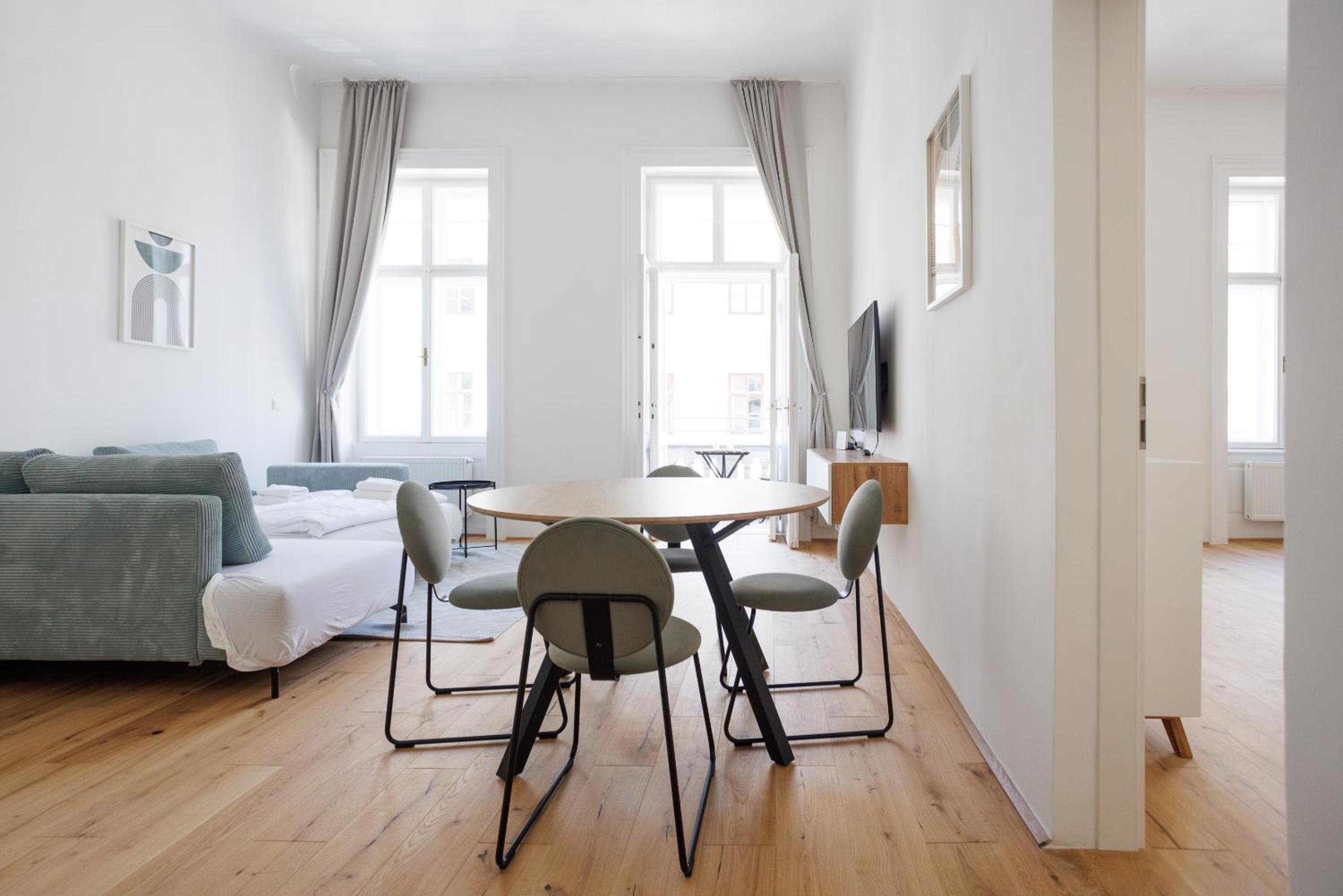 Stadtpark City Apartment is Calling - by 4ty3 Apartments