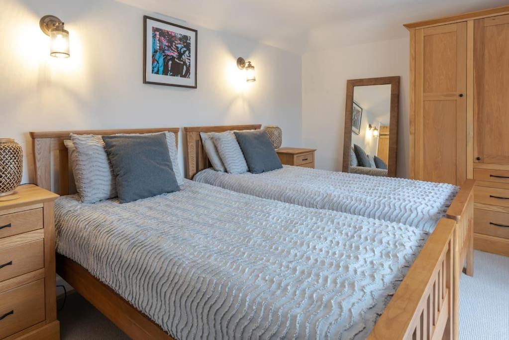South Downs Country Cottage view 4