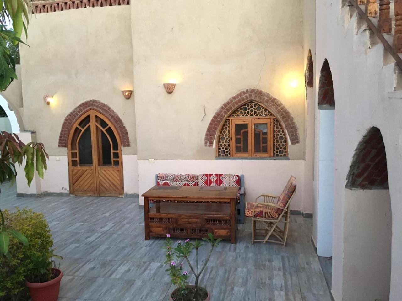 Garden view guest house