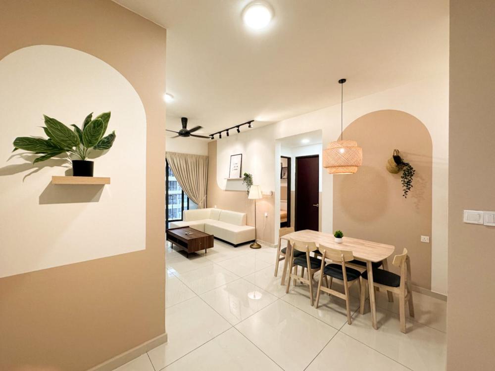 Kings Bay Country Garden Danga Bay by Cactus Homestay