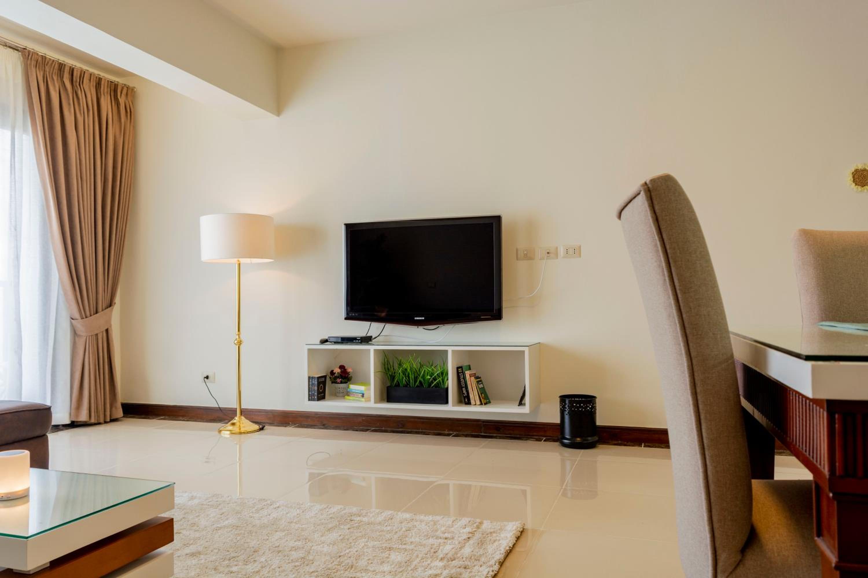 Sunny Duplex with Pool access in Porto-NewCairo Mall
