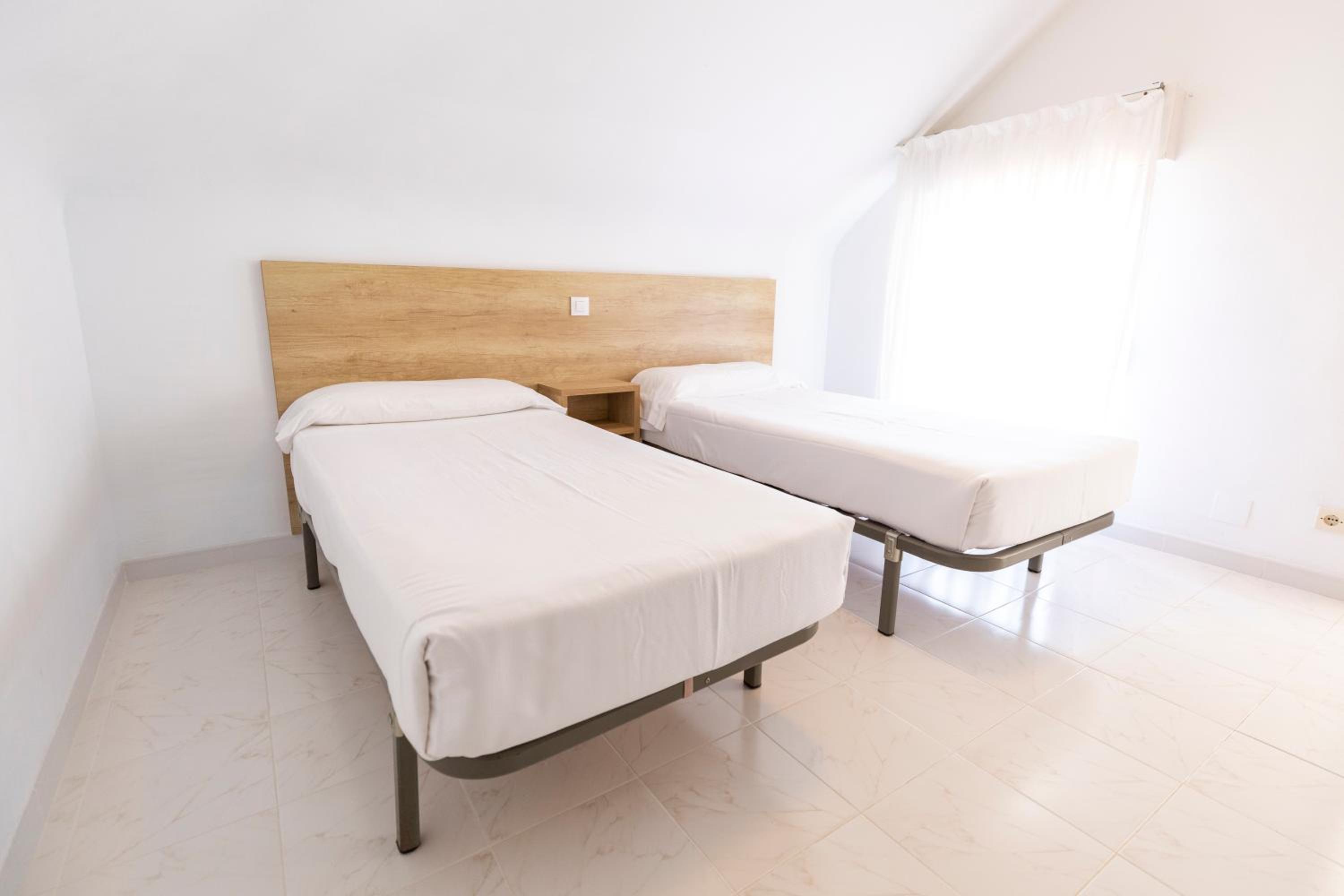 Apartamentos Regollera