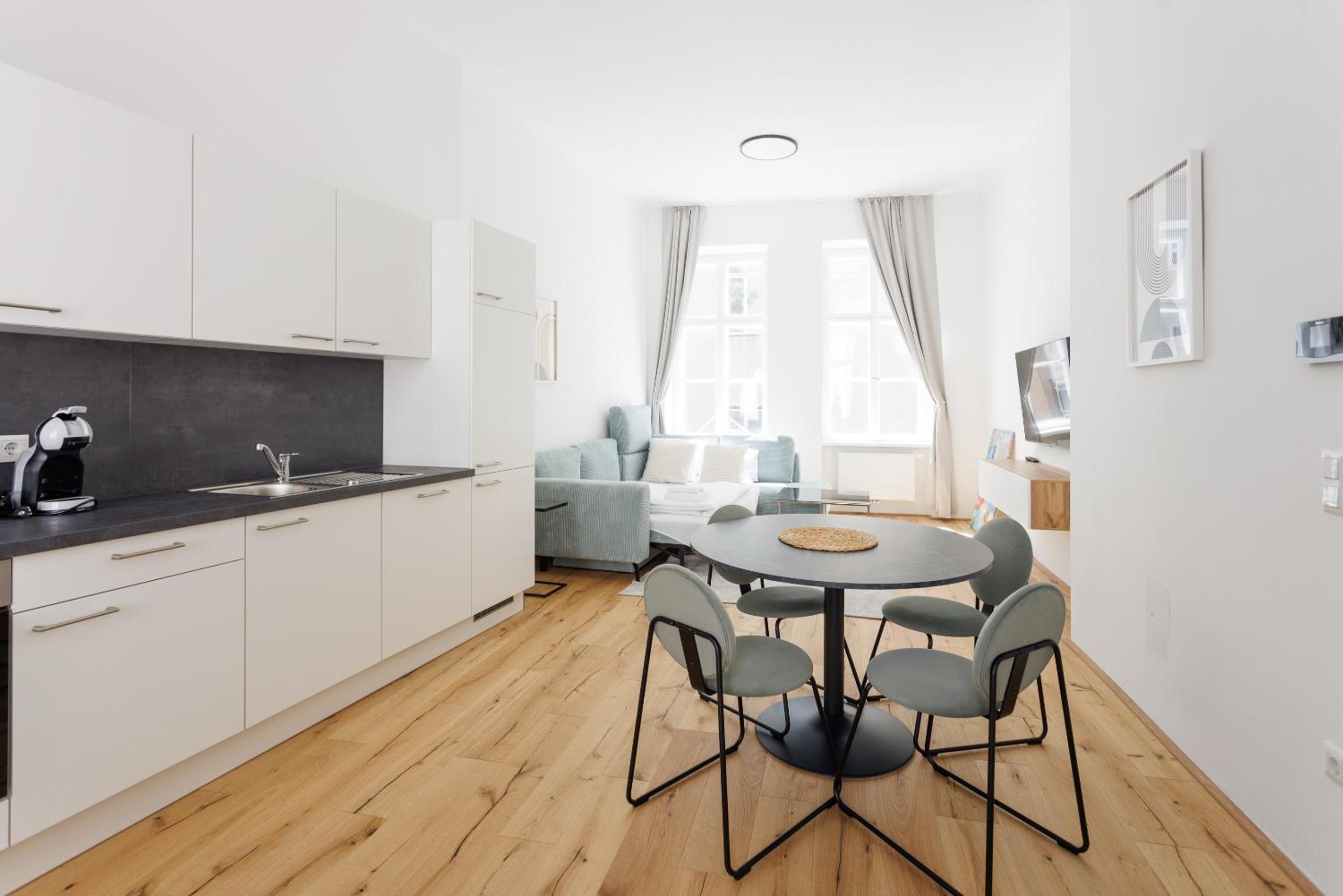 Stadtpark City Apartment is Calling - by 4ty3 Apartments