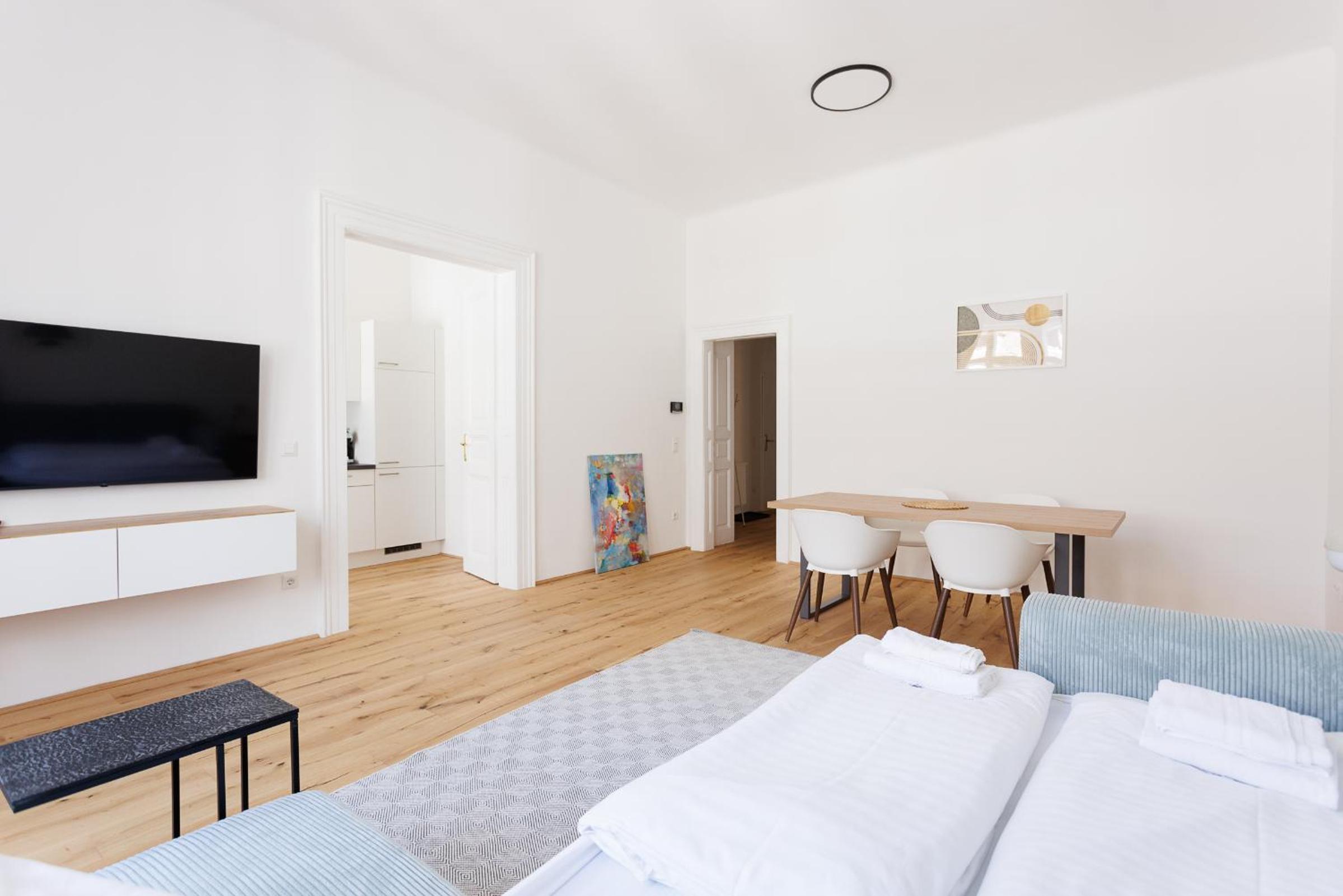 Stadtpark City Apartment is Calling - by 4ty3 Apartments