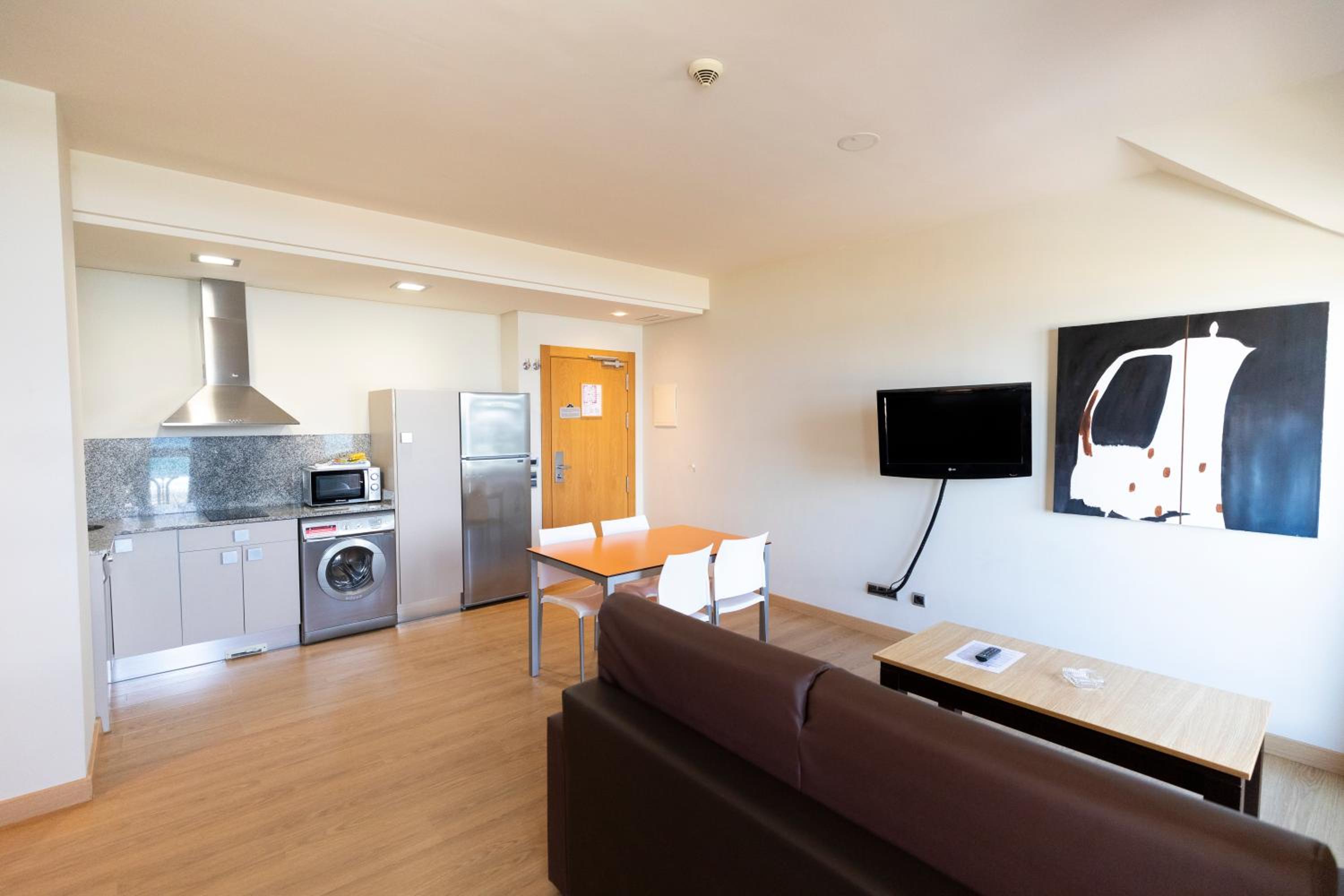 Apartamentos Maritimo Ris con garaje