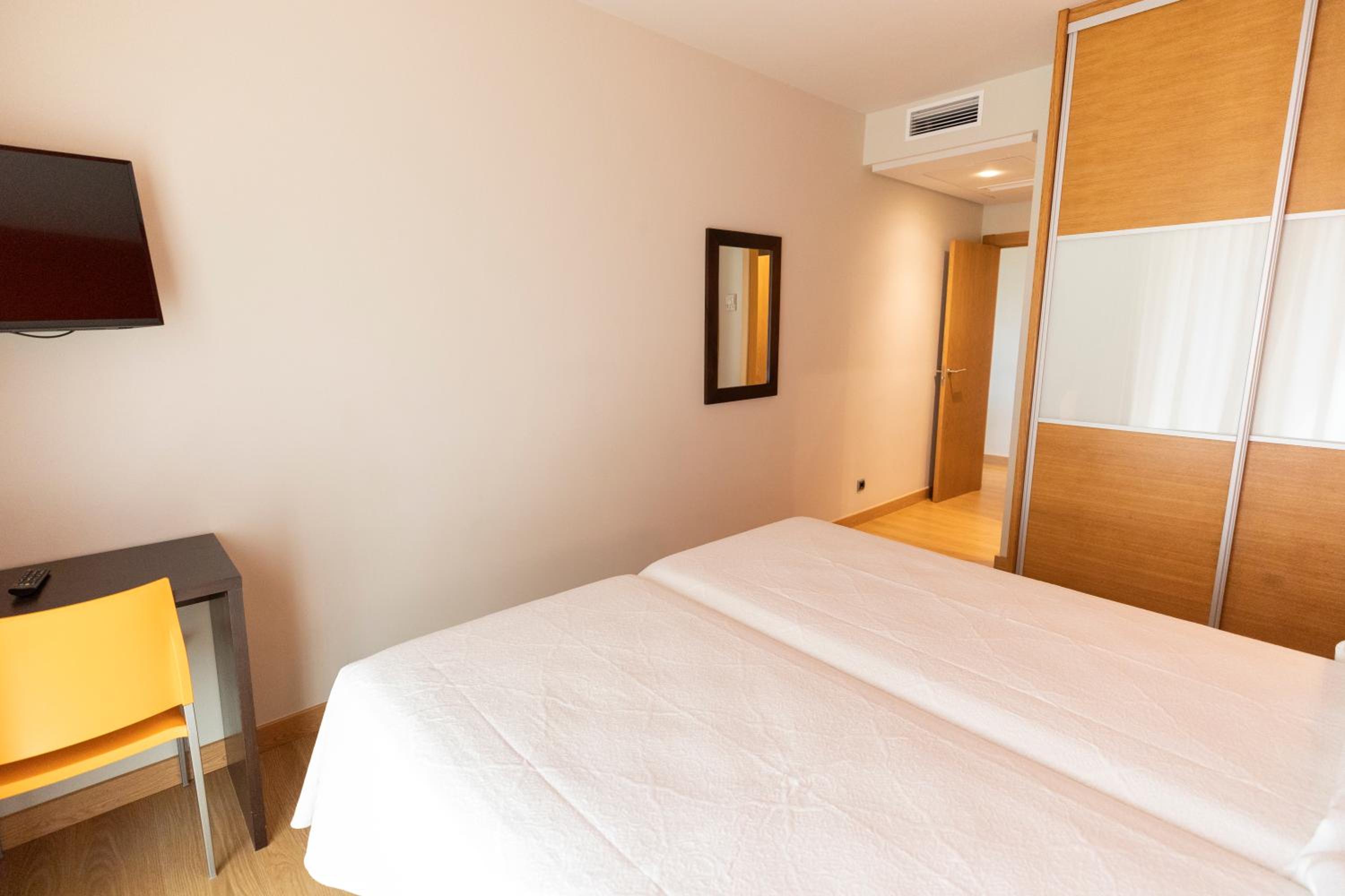 Apartamentos Maritimo Ris con garaje