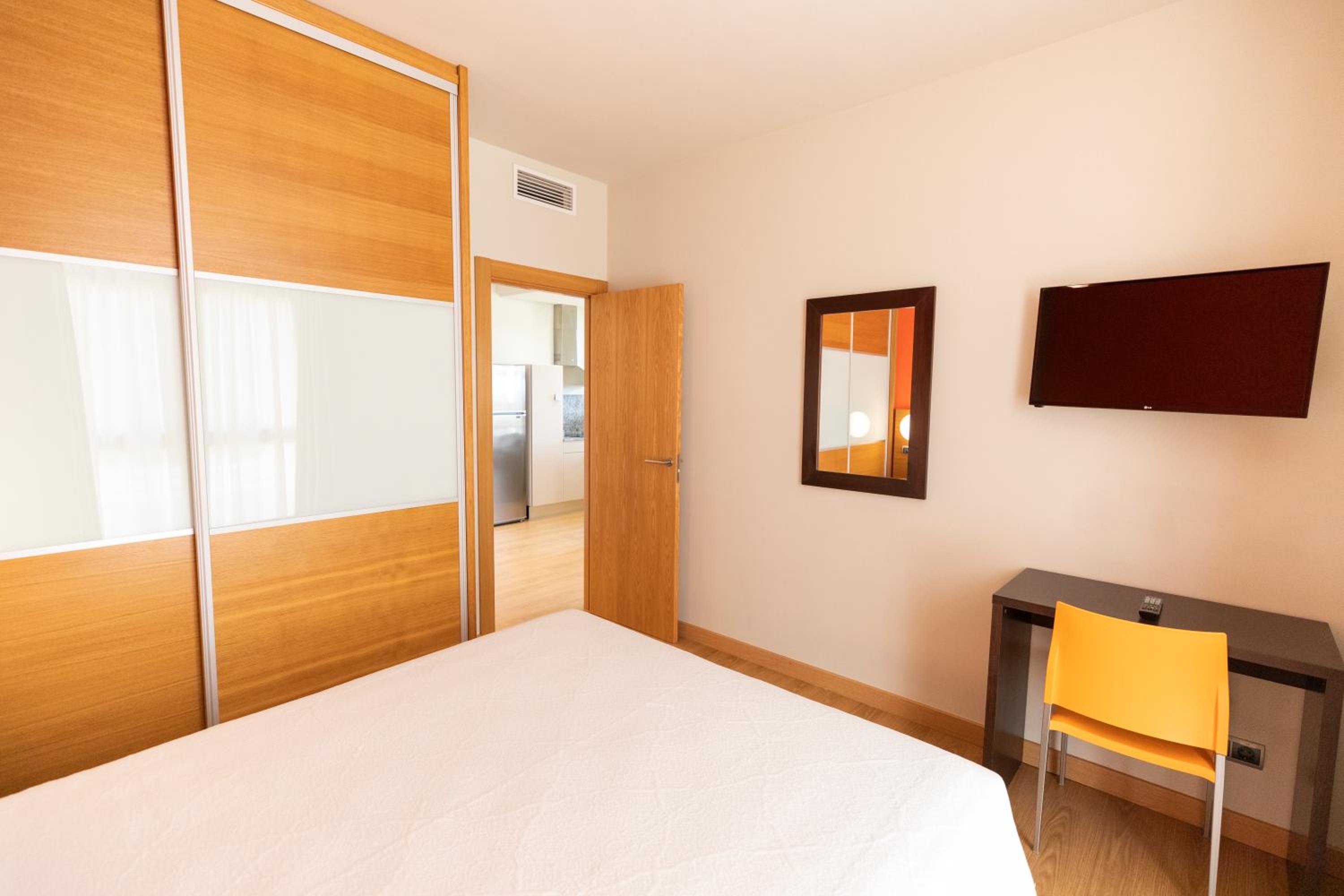 Apartamentos Maritimo Ris con garaje