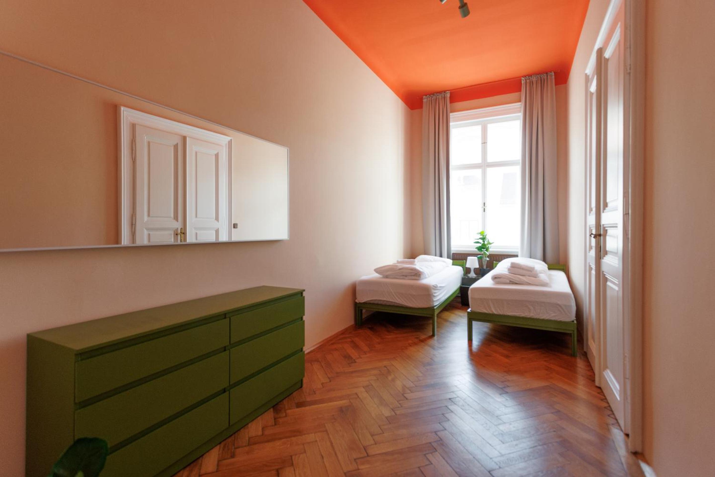 Stadtpark City Apartment is Calling - by 4ty3 Apartments