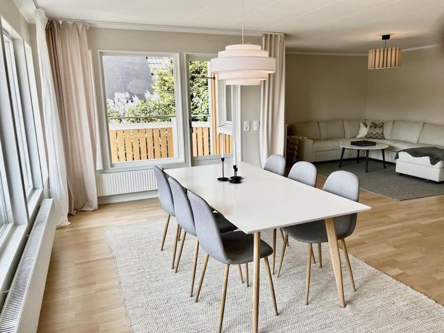 Luxury Home, For Families near Korsvägen view 5
