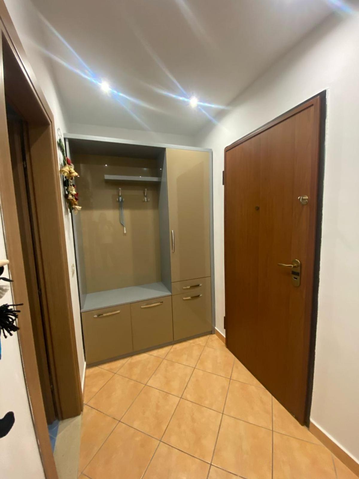 Hamide's Apartment