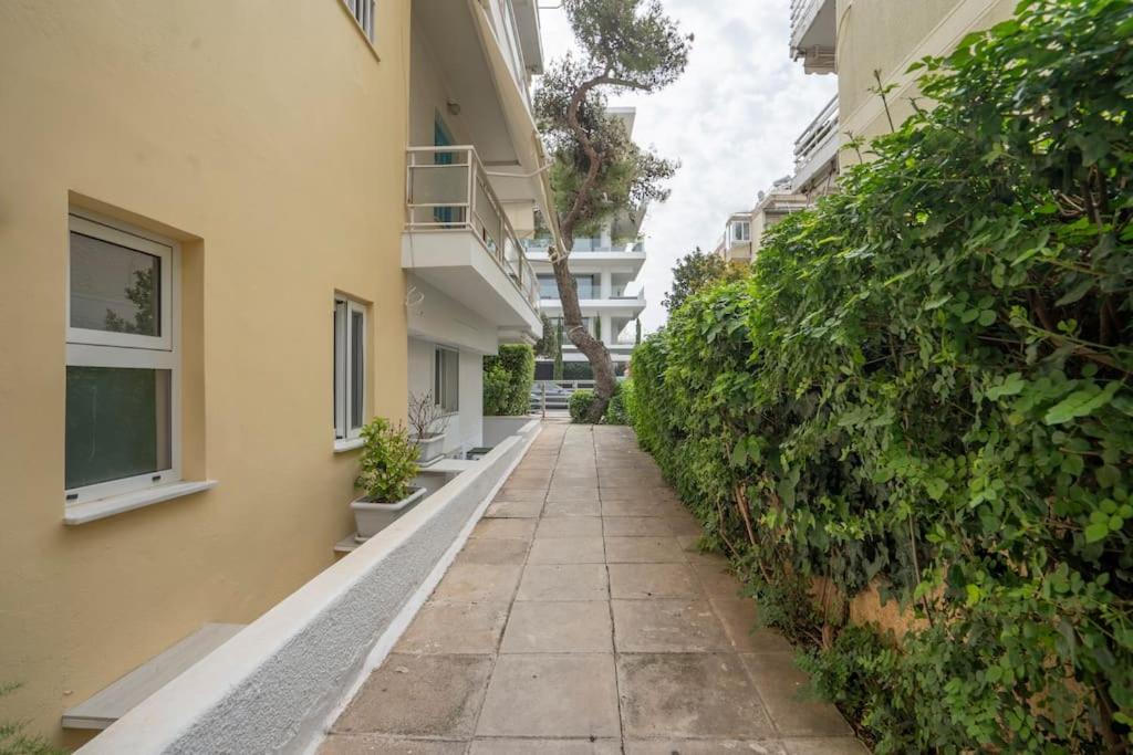 Bright & Breezy Glyfada Studio