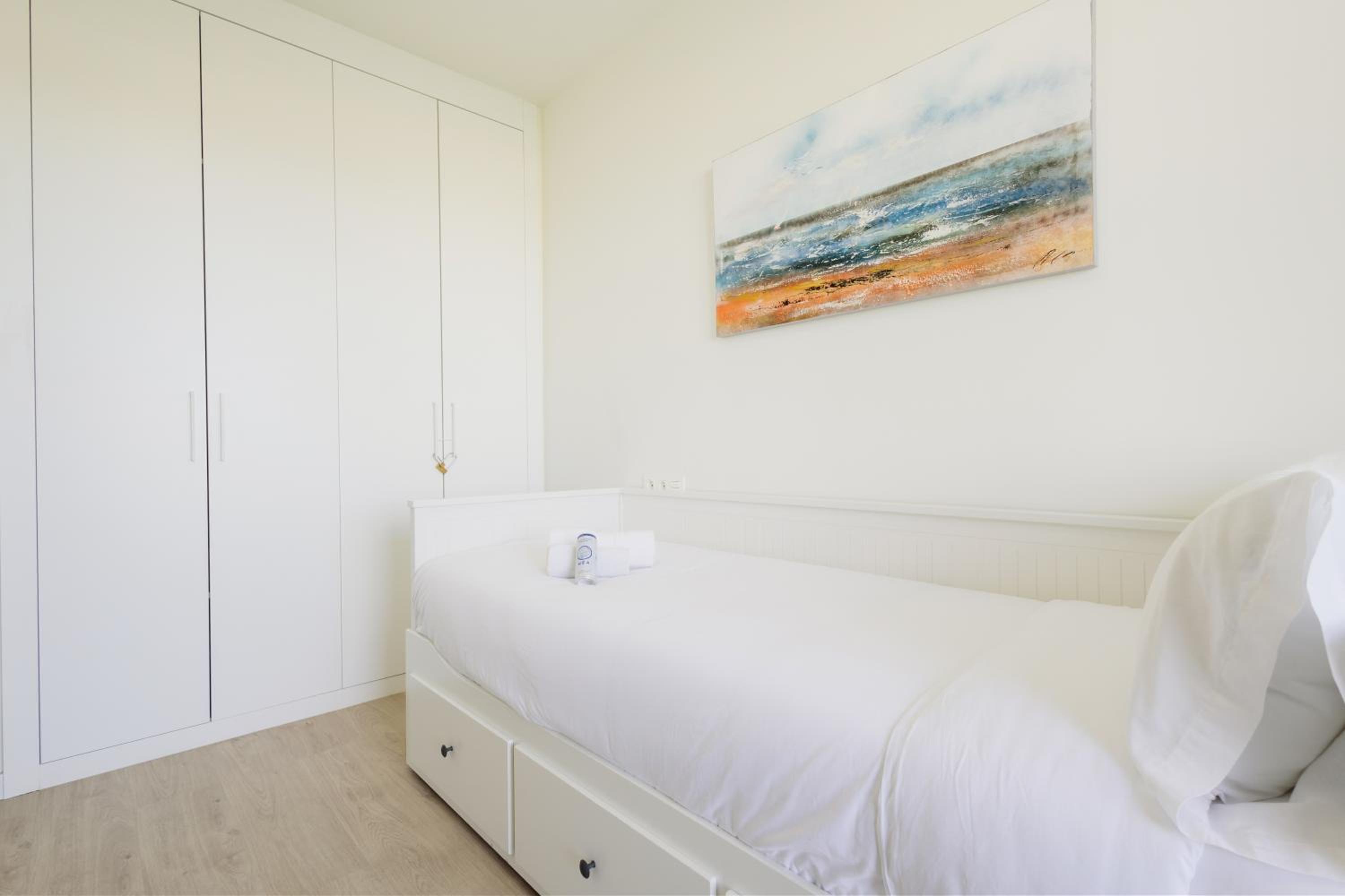 Contemporary 2 bedroom apartment in Nueva Andalucia