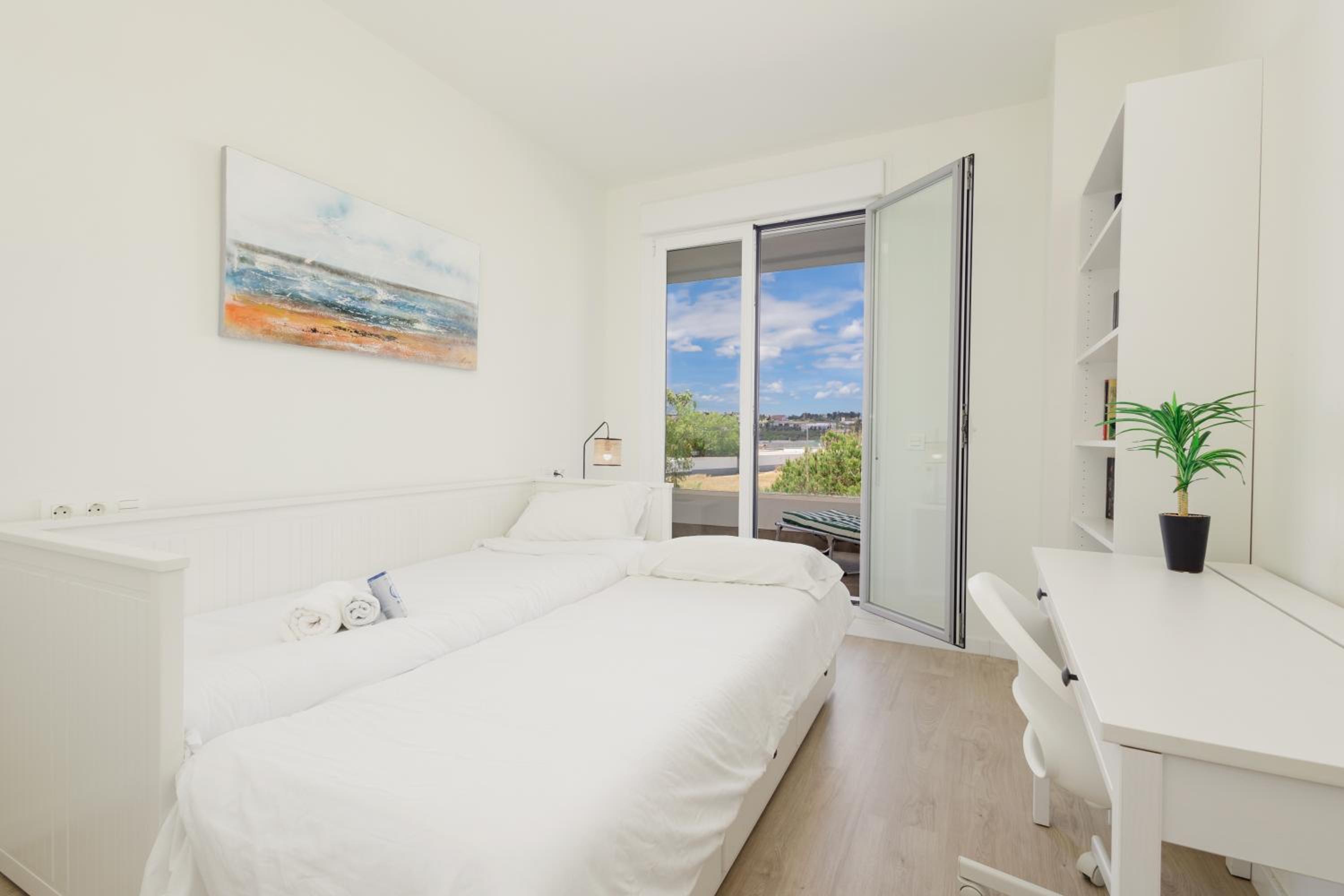 Contemporary 2 bedroom apartment in Nueva Andalucia