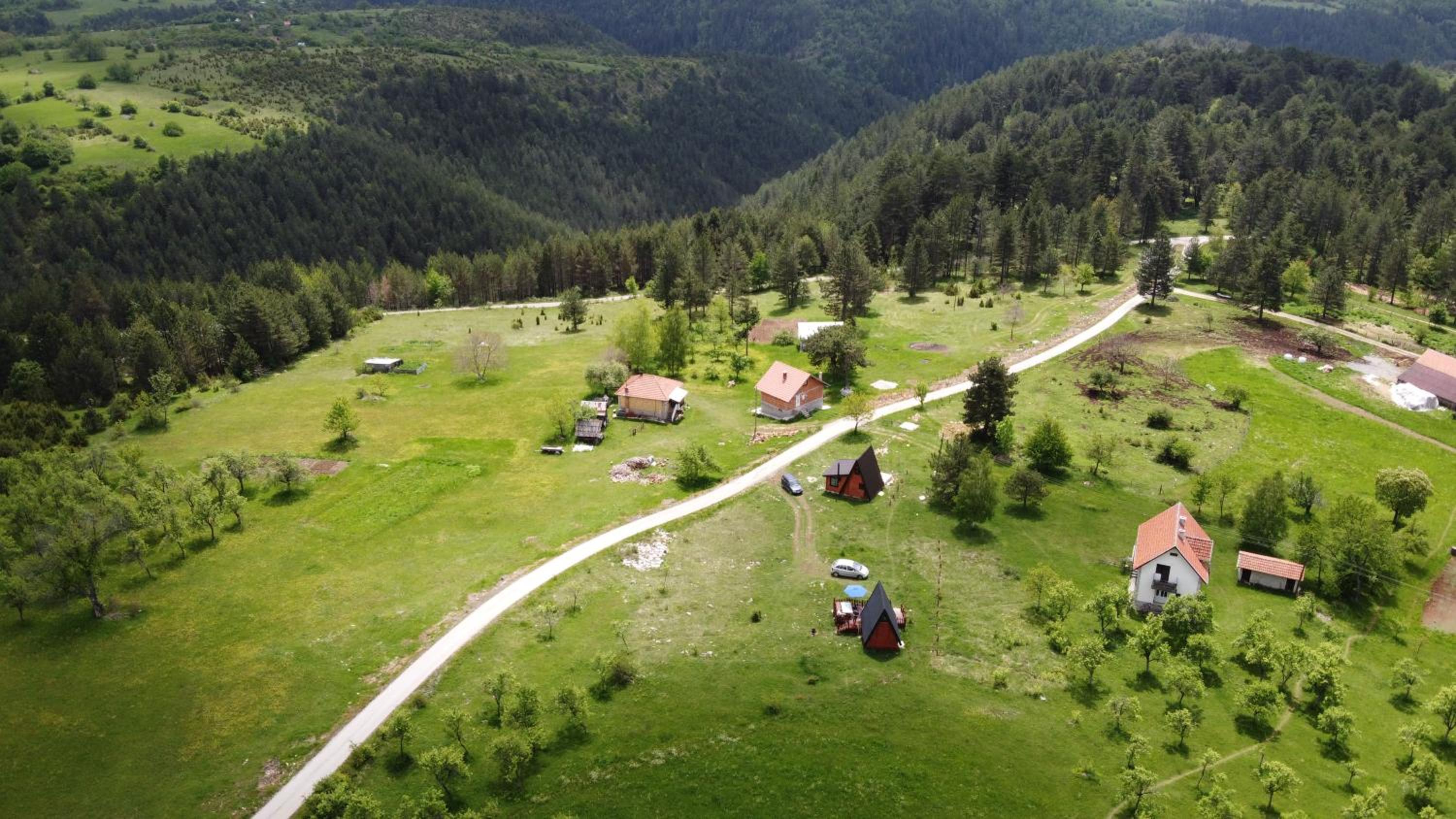 AA Pine vikendica za izdavanje u srcu Zapadne Srbije