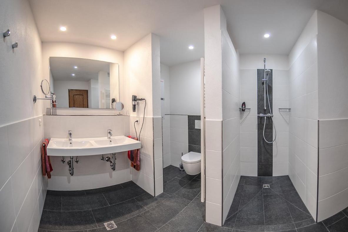 Bergglück Willingen en Willingen — bathroom