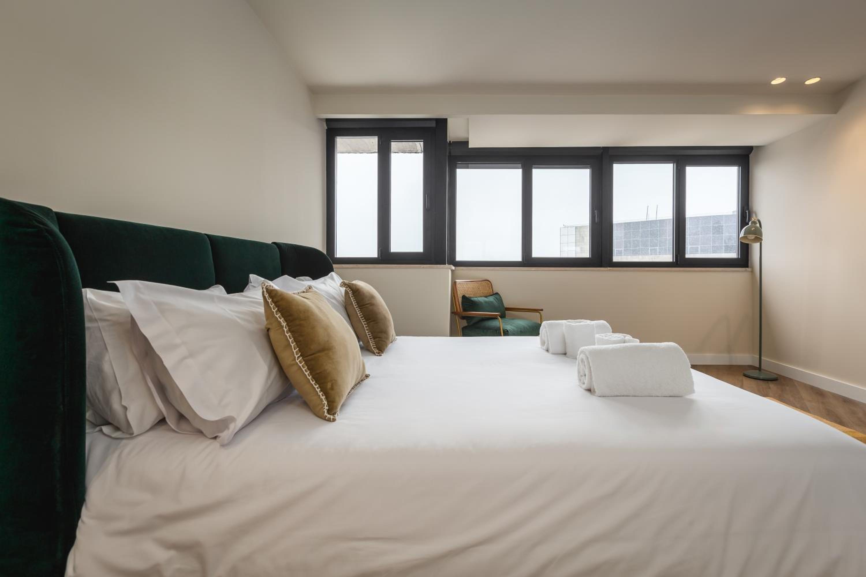 Aspasios Bonjardim Apartments