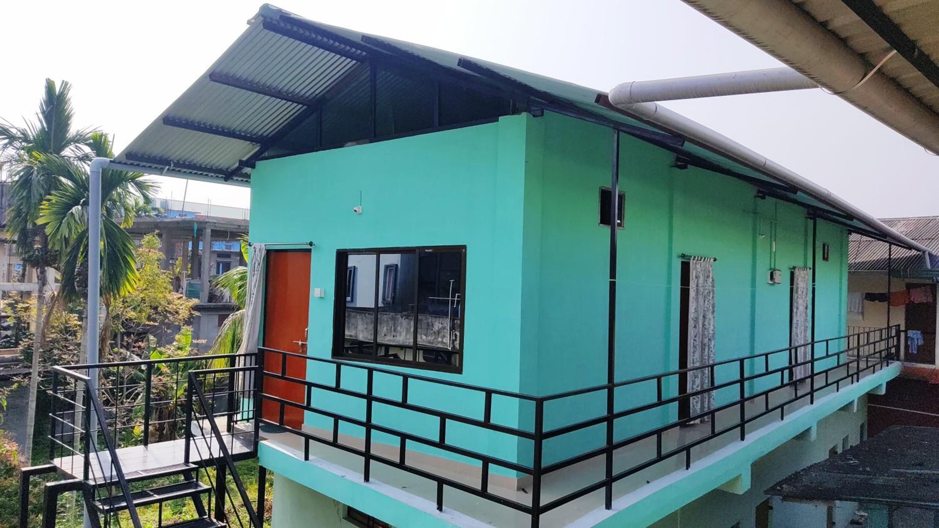 Seasonyard Homestead