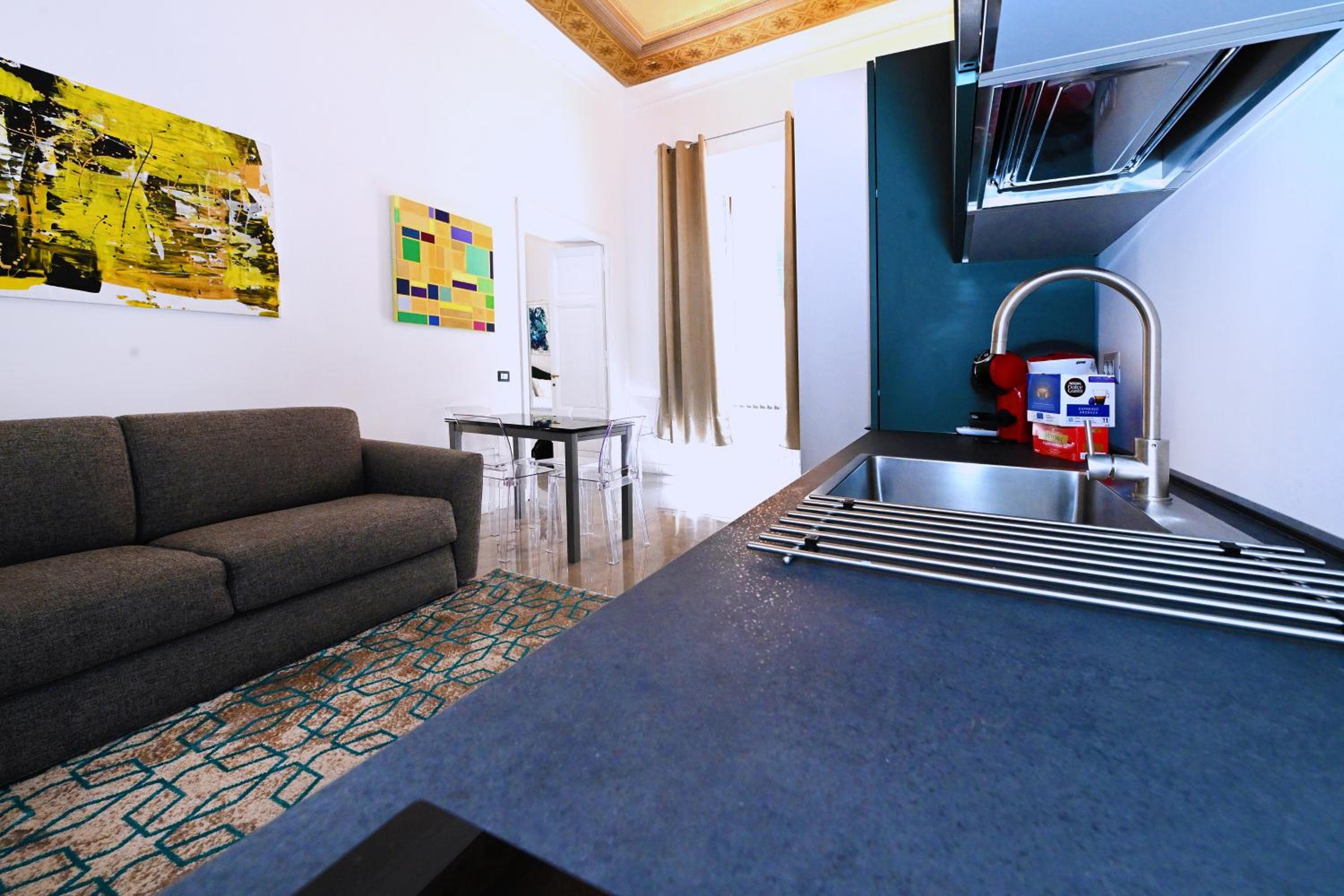 Vatican Suites in Cola Di Rienzo