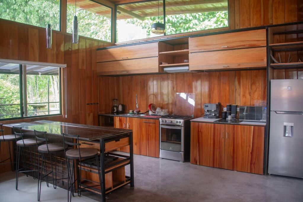 Maison Mindo